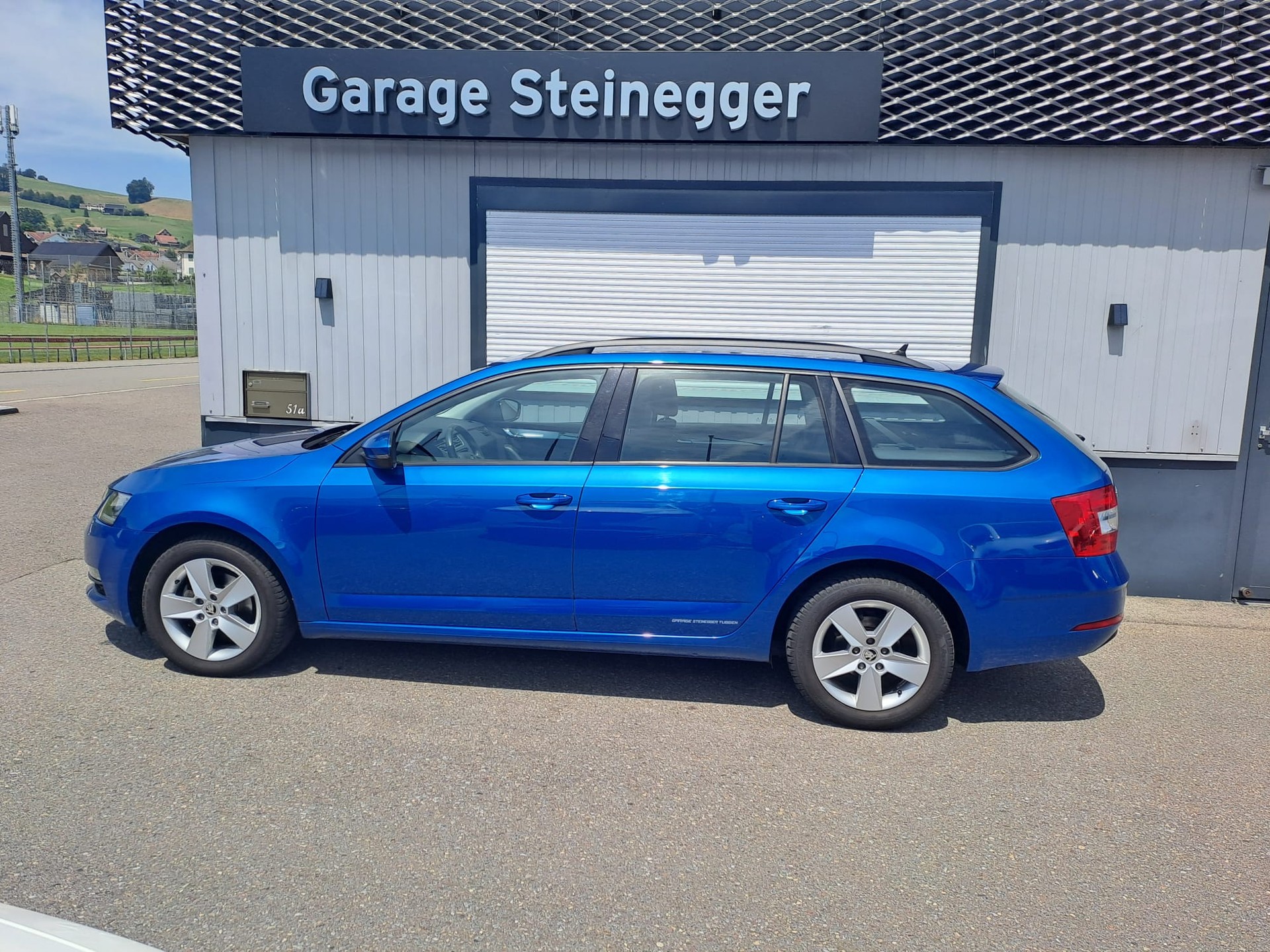 SKODA Octavia Combi 2.0 TDI Style DSG-image-5
