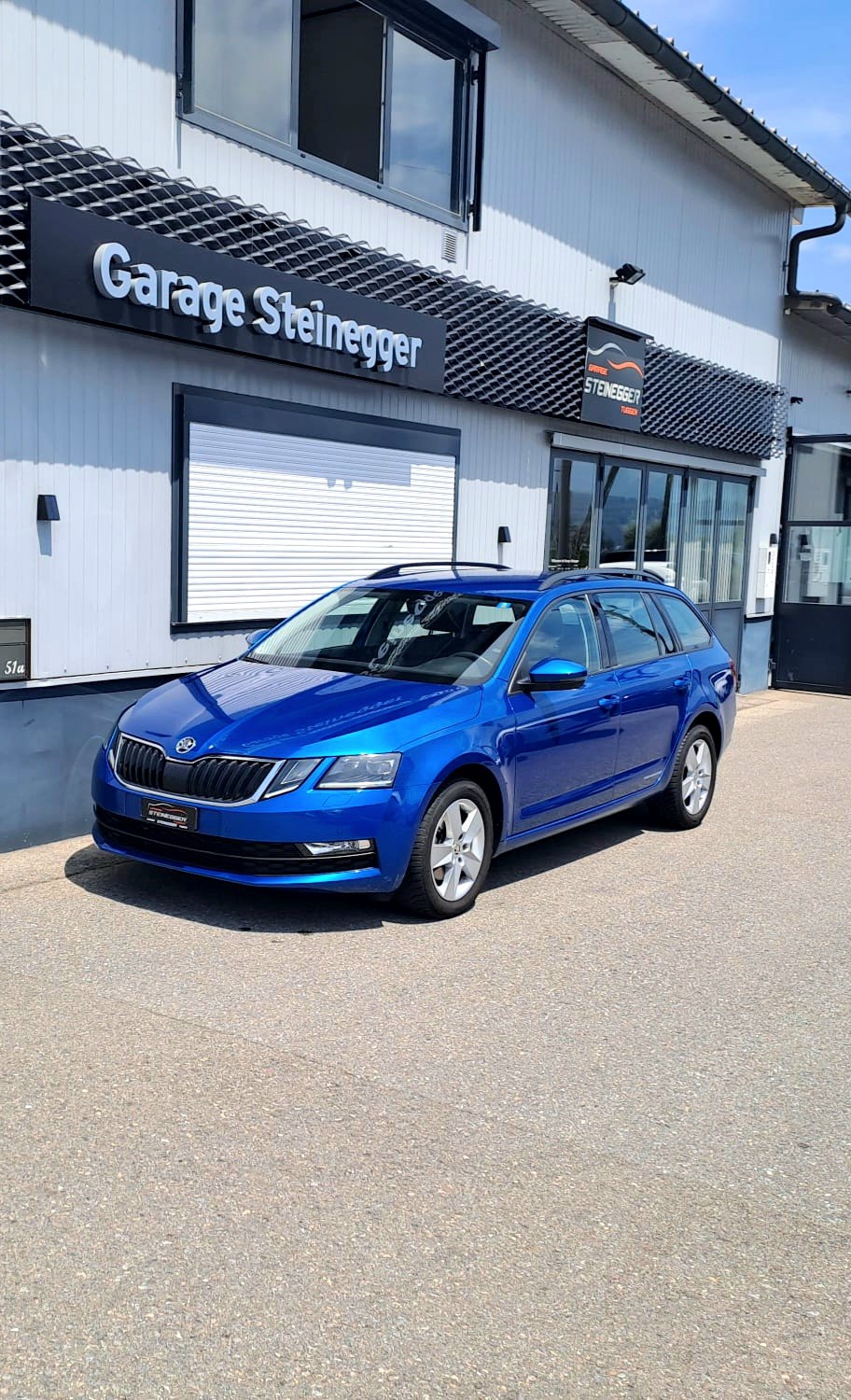 SKODA Octavia Combi 2.0 TDI Style DSG-image-2