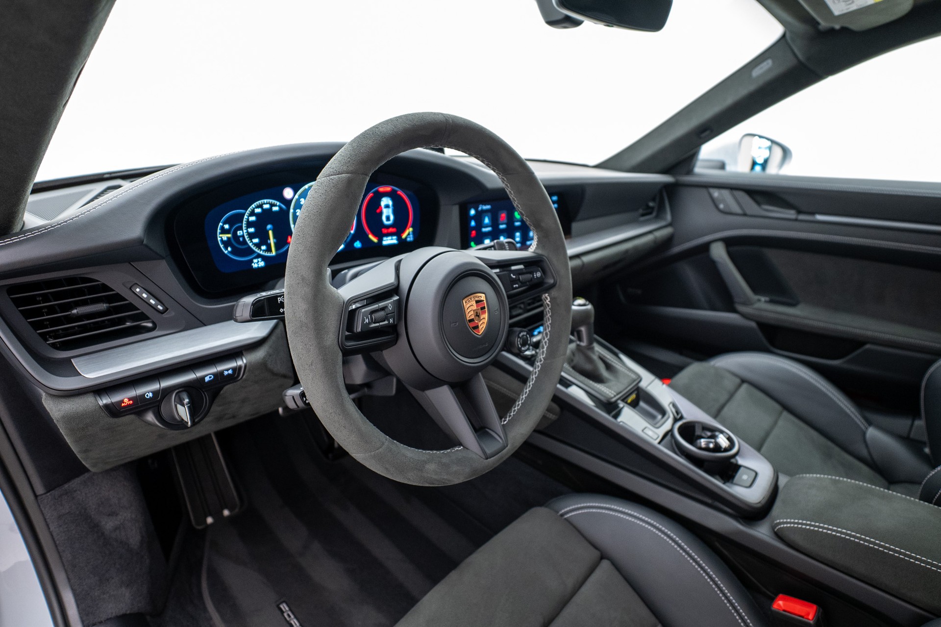 PORSCHE 911 Carrera GT3 PDK-image-8