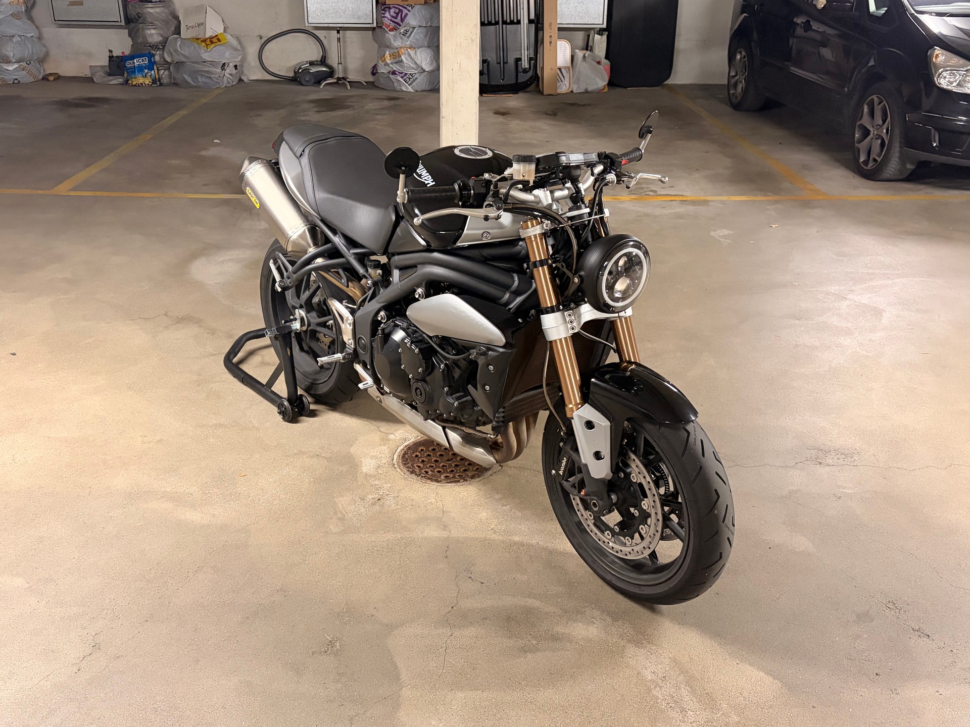 TRIUMPH Speed Triple 1050 ABS-image-4