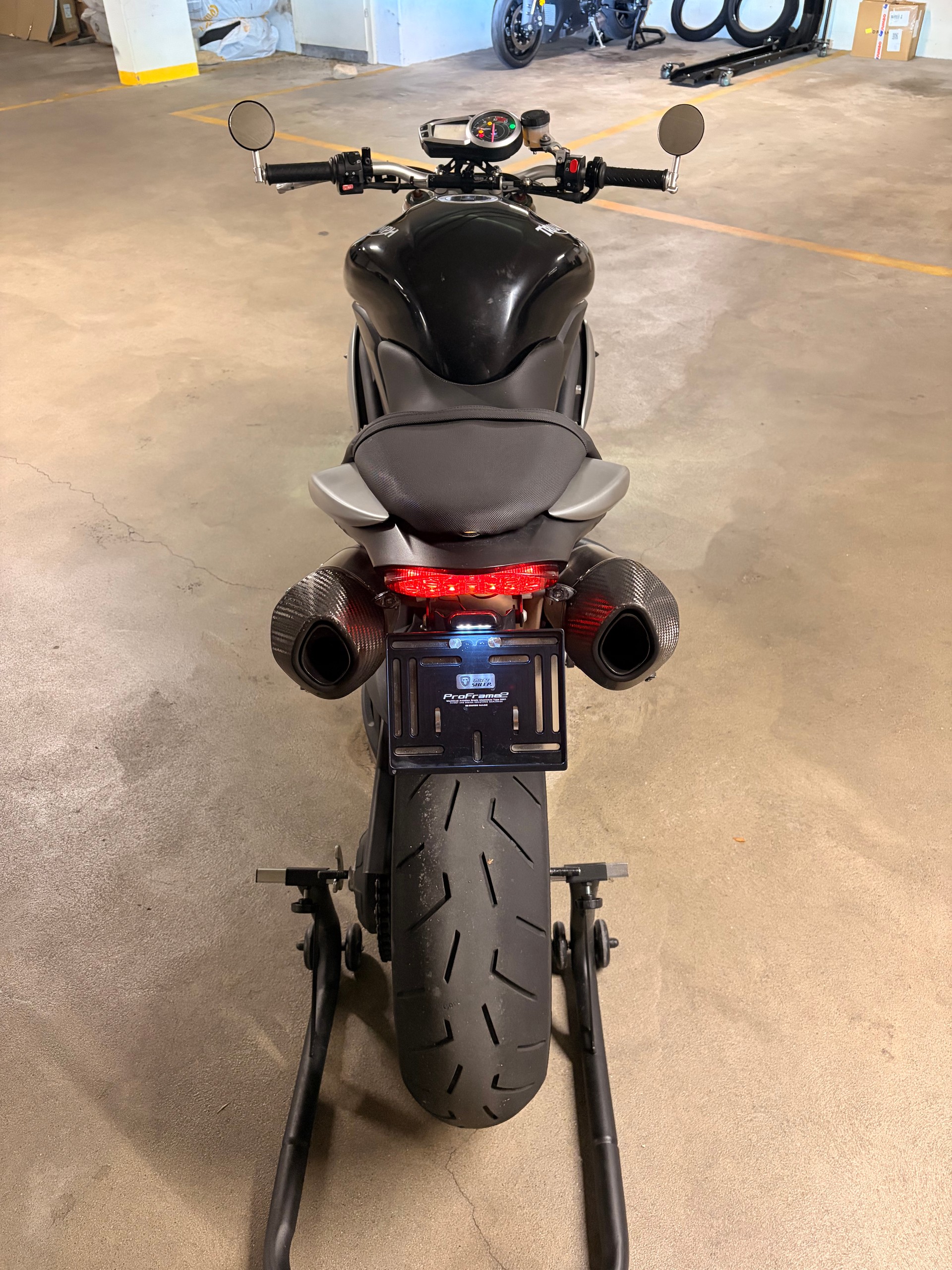 TRIUMPH Speed Triple 1050 ABS-image-5