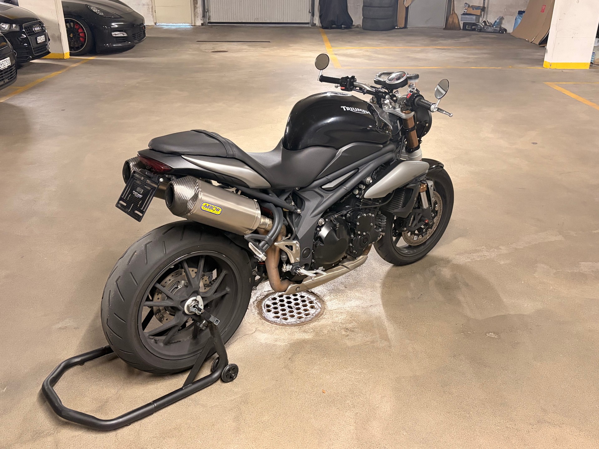 TRIUMPH Speed Triple 1050 ABS-image-3