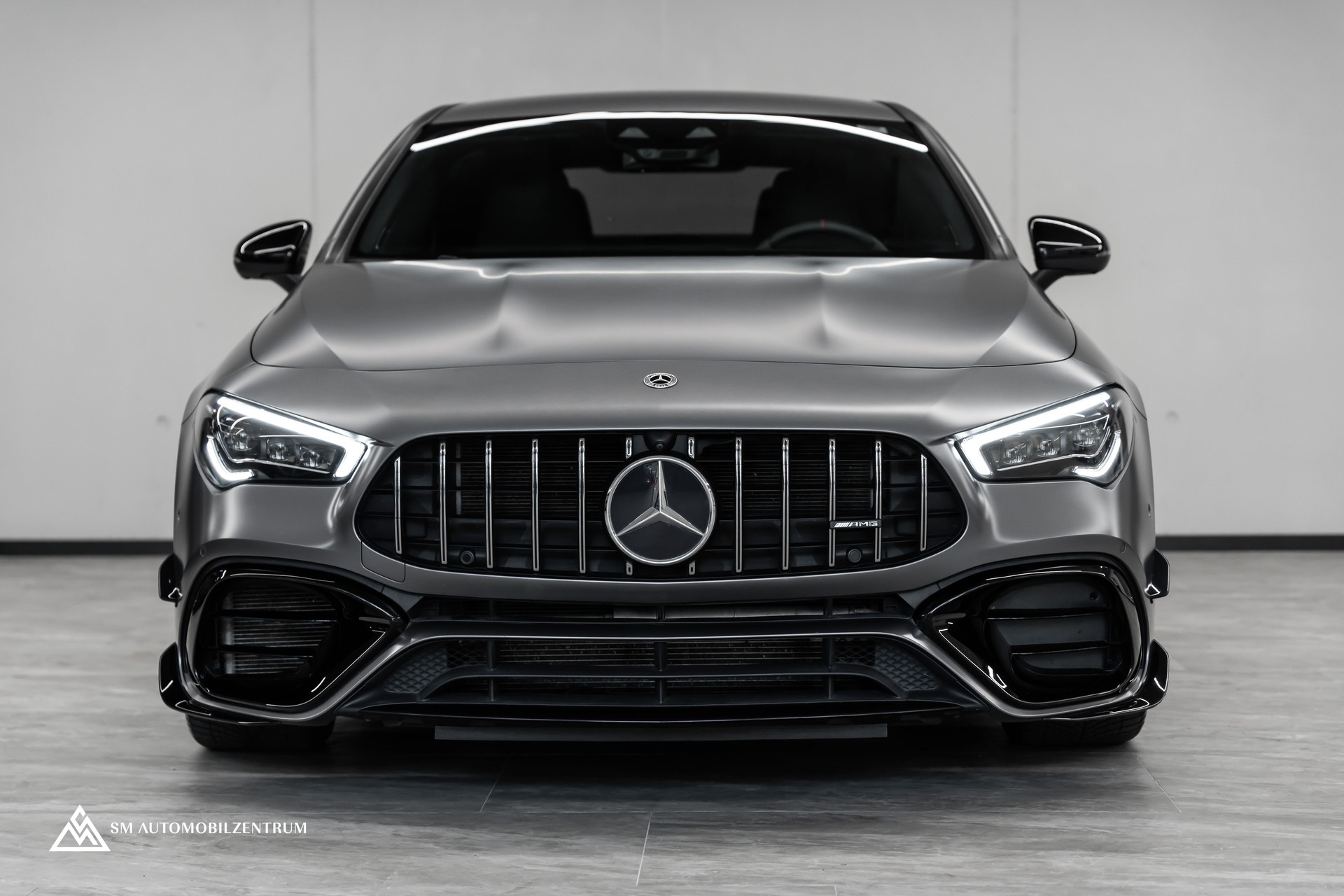 MERCEDES-BENZ CLA 45 S AMG 4matic+ / Aeropaket / Designo Magno / 360° / Head-Up / Burmester-image-4