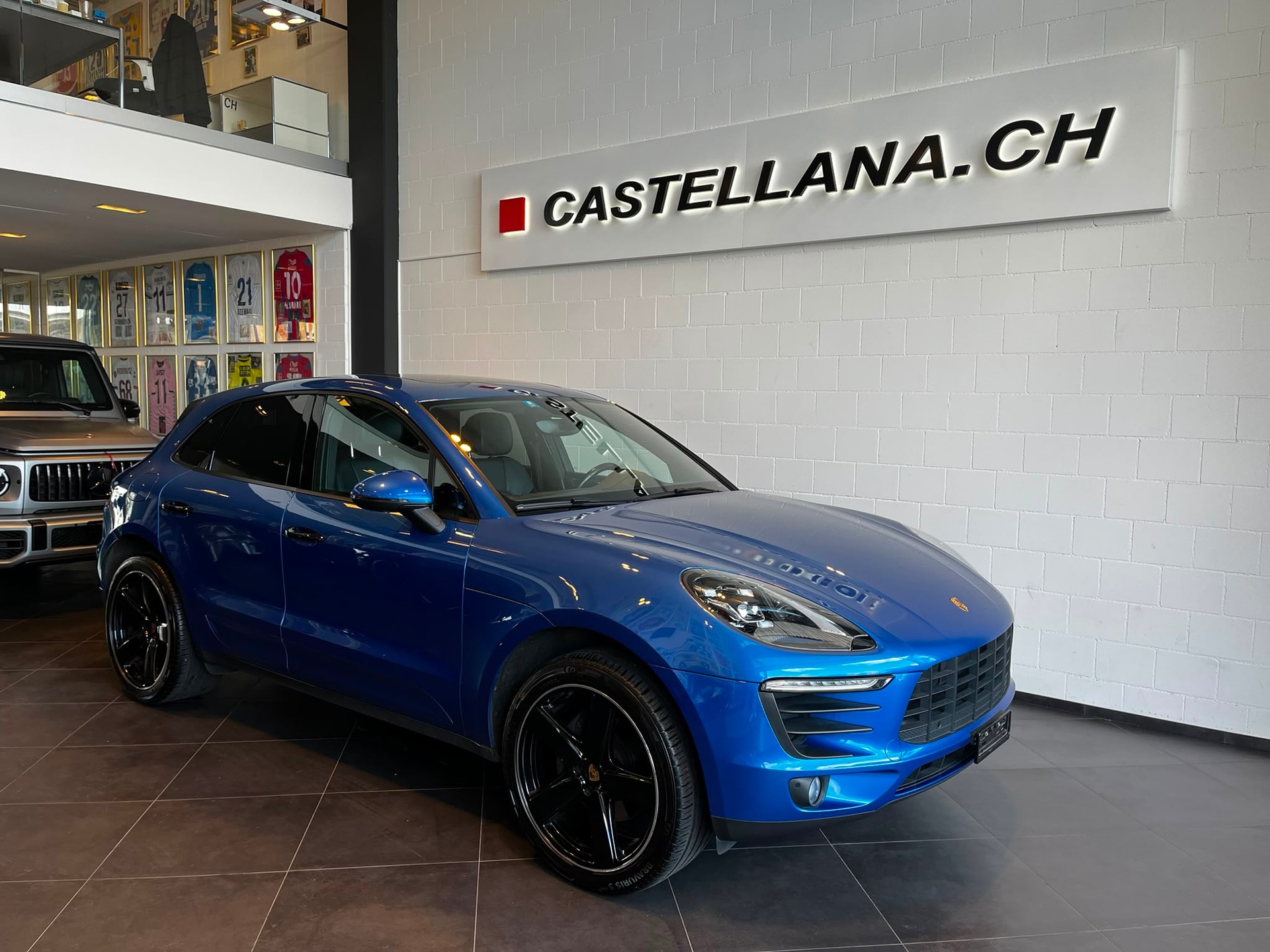 PORSCHE Macan PDK
