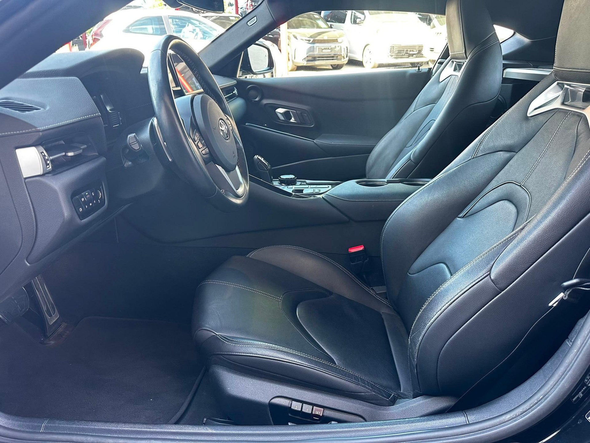 TOYOTA GR Supra 3.0 T Premium-image-7