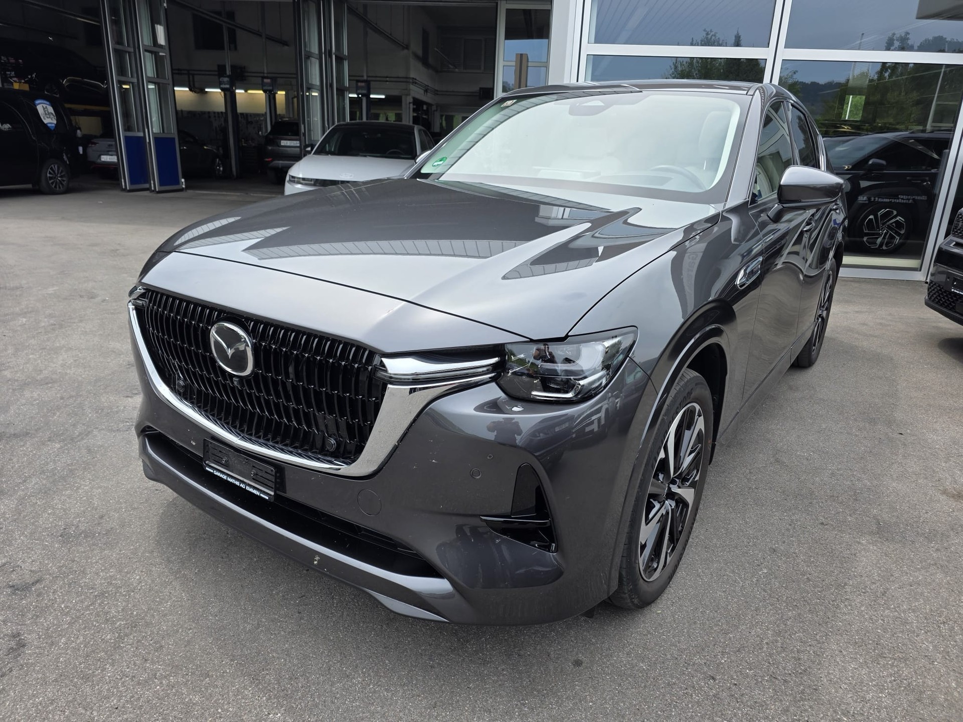 MAZDA CX-60 e-Skyactiv PHEV 327 AWD Exclusive-Line-showroom-element-2