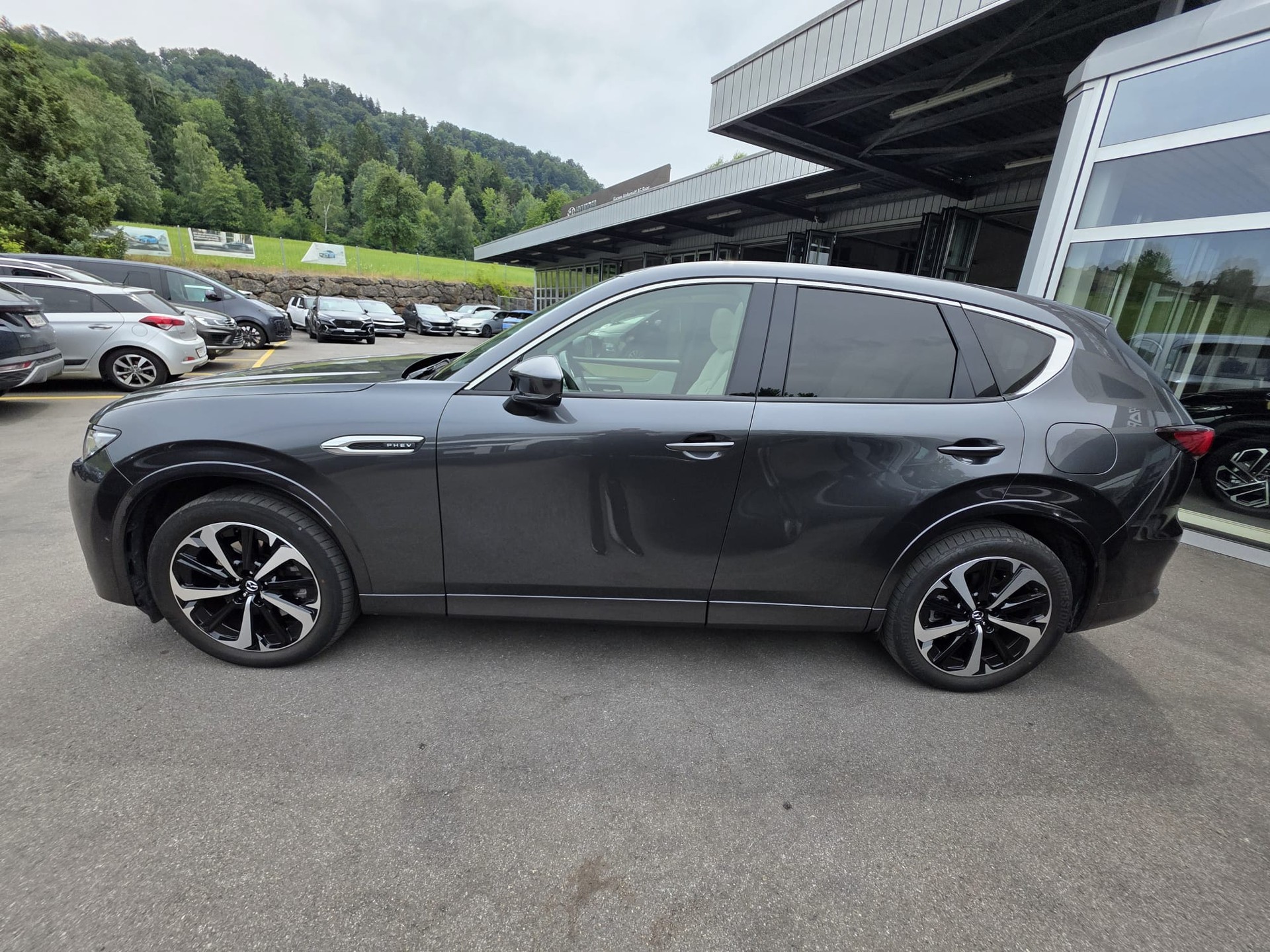 MAZDA CX-60 e-Skyactiv PHEV 327 AWD Exclusive-Line-showroom-element-3