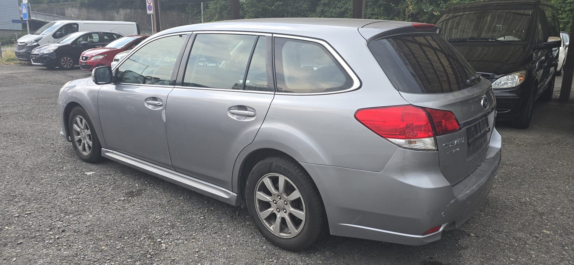 SUBARU Legacy 2.0i Swiss AWD-image-4