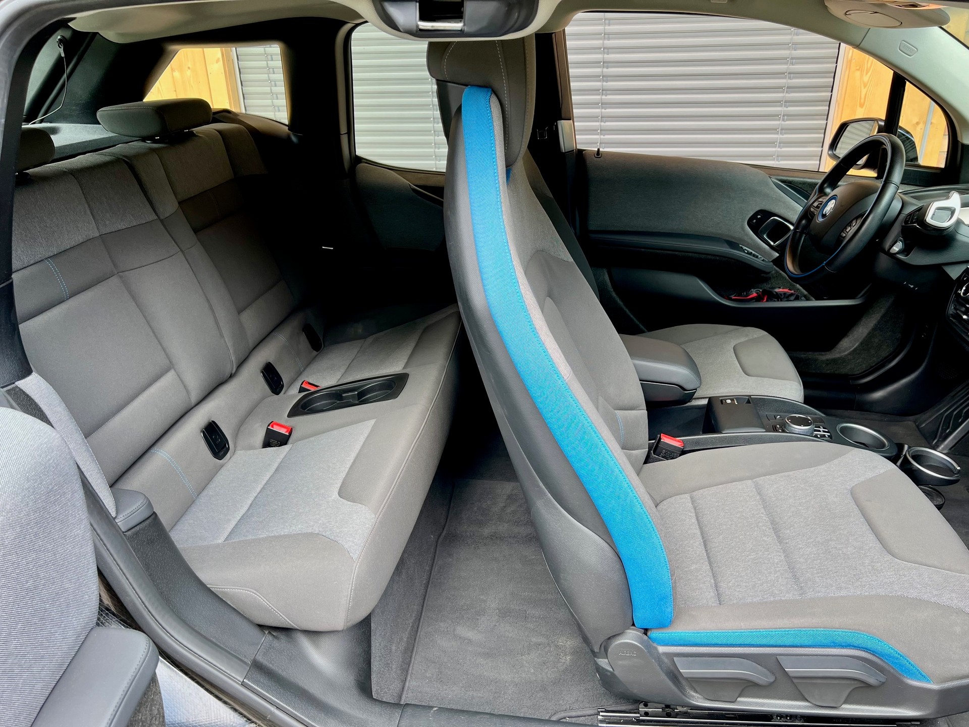 BMW i3s (120Ah)-image-13