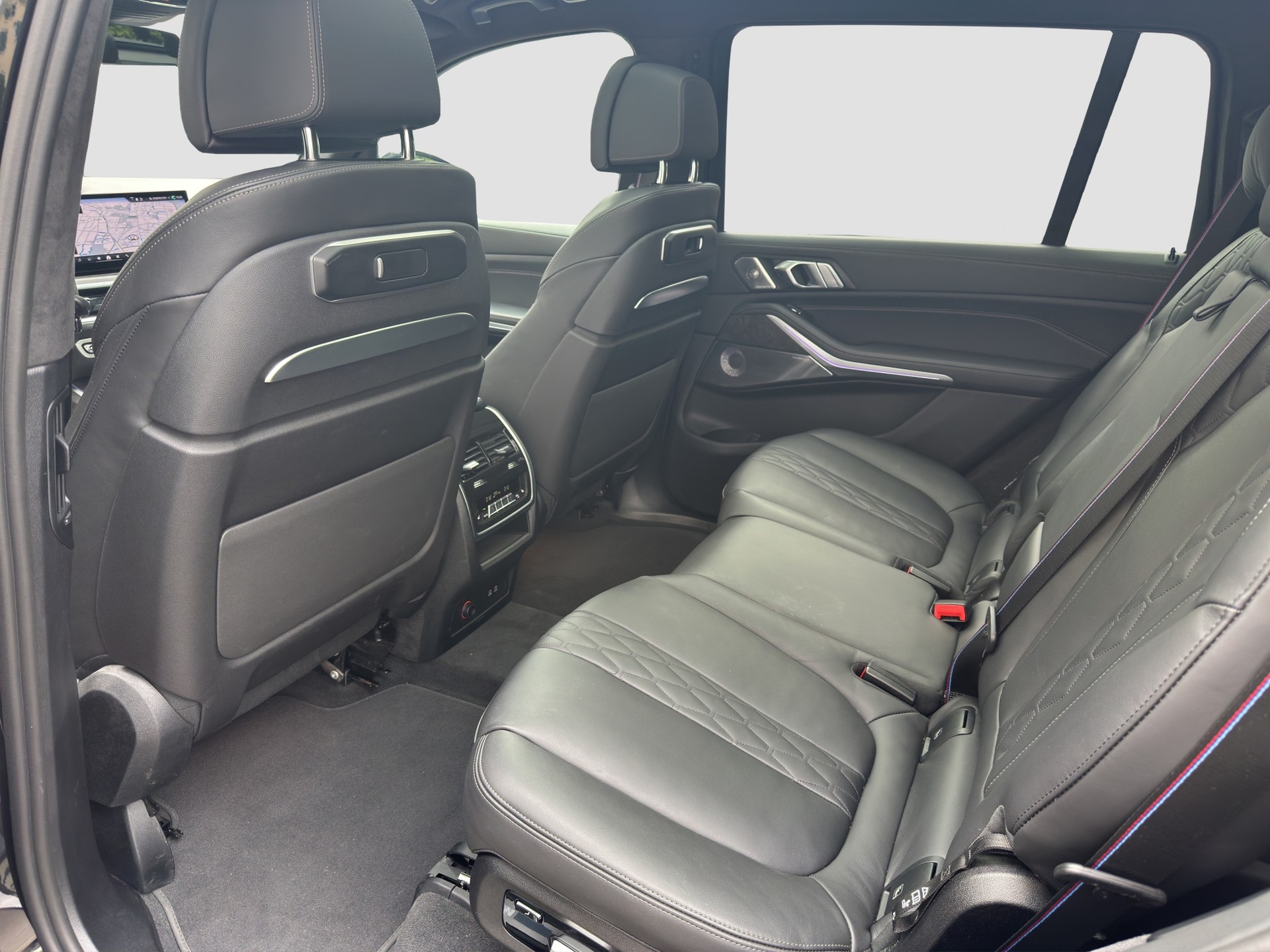 BMW X7 xDrive 48V 40d M Sport Pro Steptronic-image-12