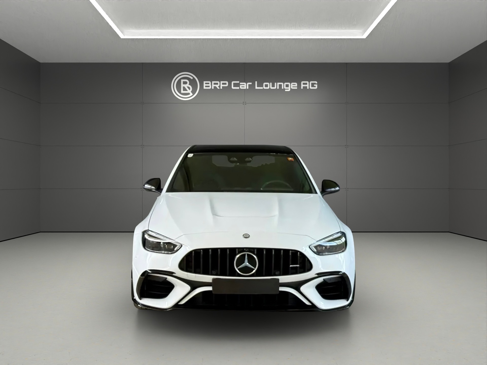 MERCEDES-BENZ C 63 S AMG E Performance 4 Matic Executive Edition-showroom-element-3
