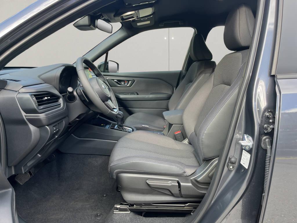 SUBARU Forester Station 2.0i e-Boxer Advantage-image-17