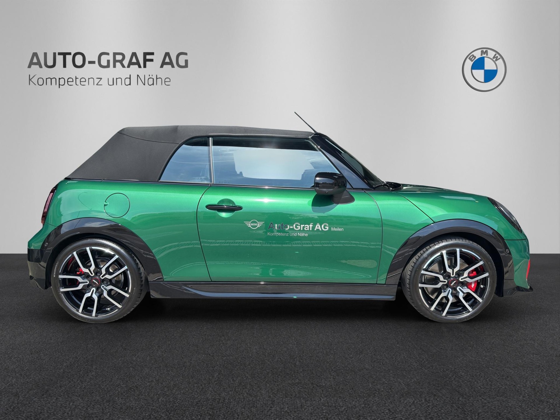 MINI JCW Cabrio-image-5