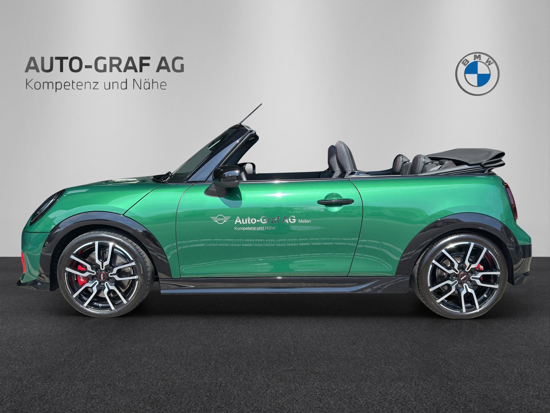 MINI JCW Cabrio-showroom-element-1