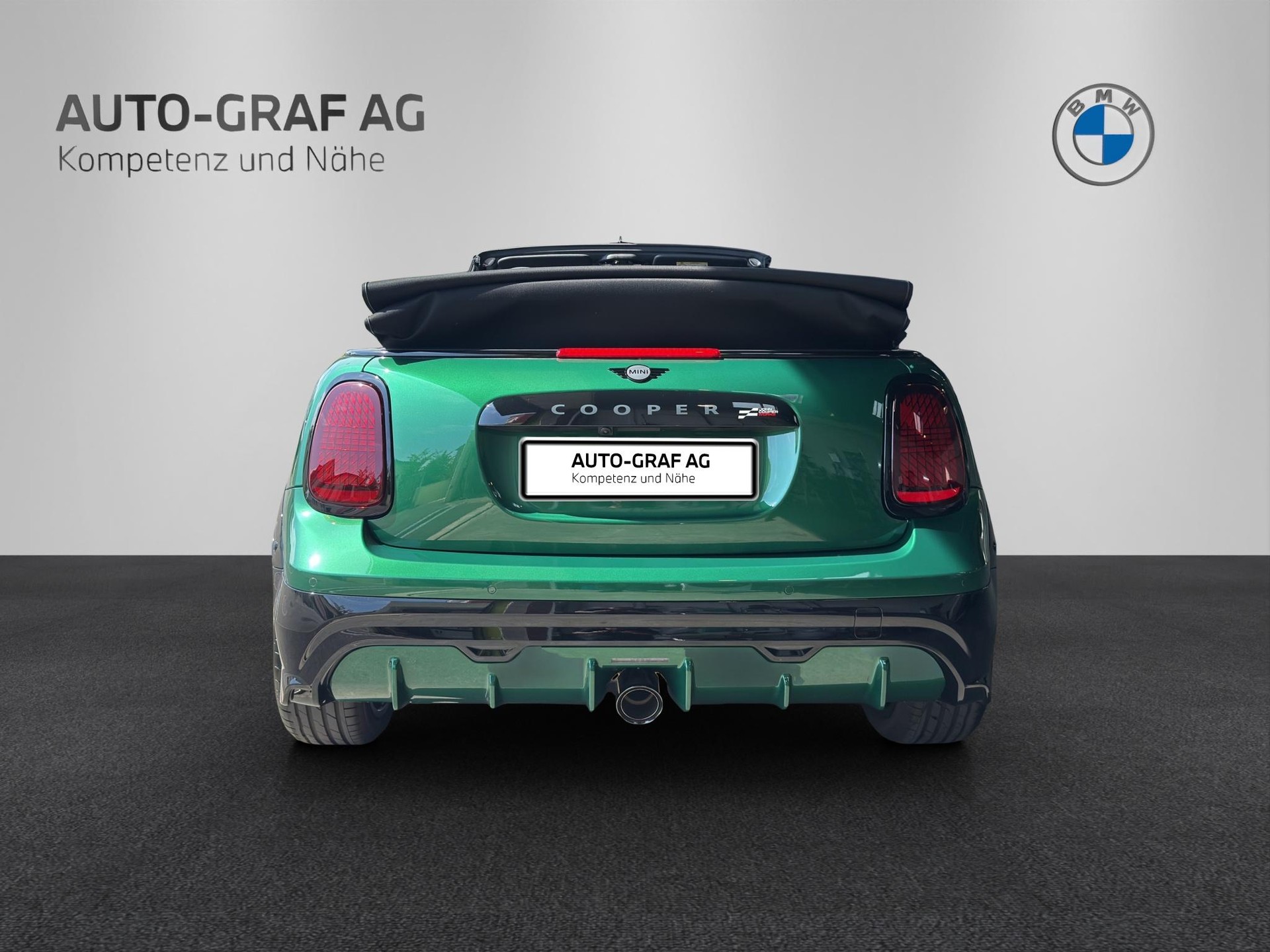 MINI JCW Cabrio-showroom-element-3
