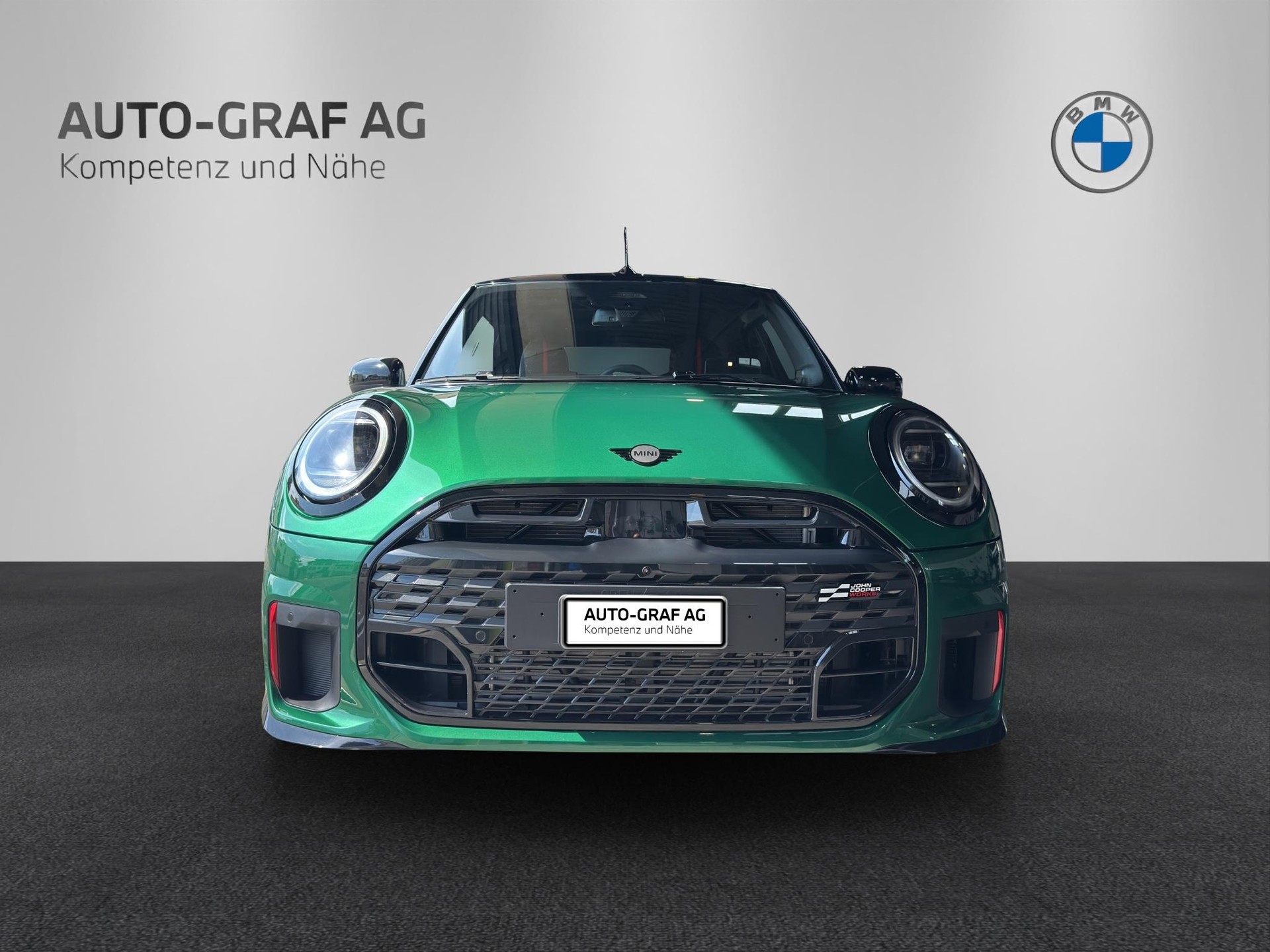 MINI JCW Cabrio-image-7