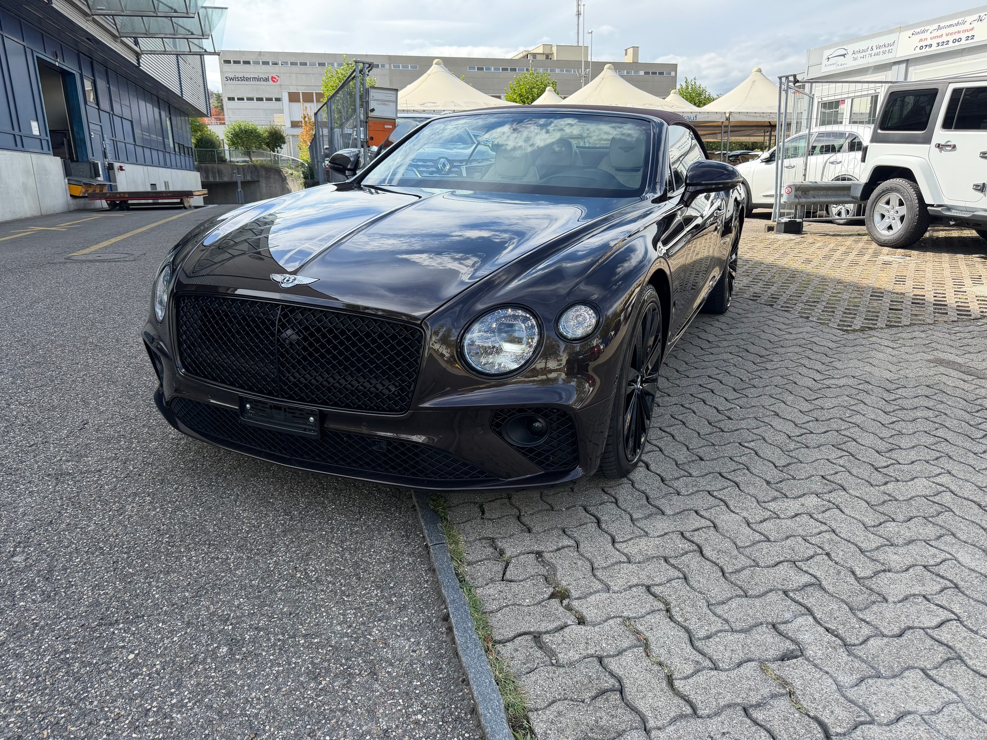 BENTLEY Continental GTC 4.0 V8-image-7