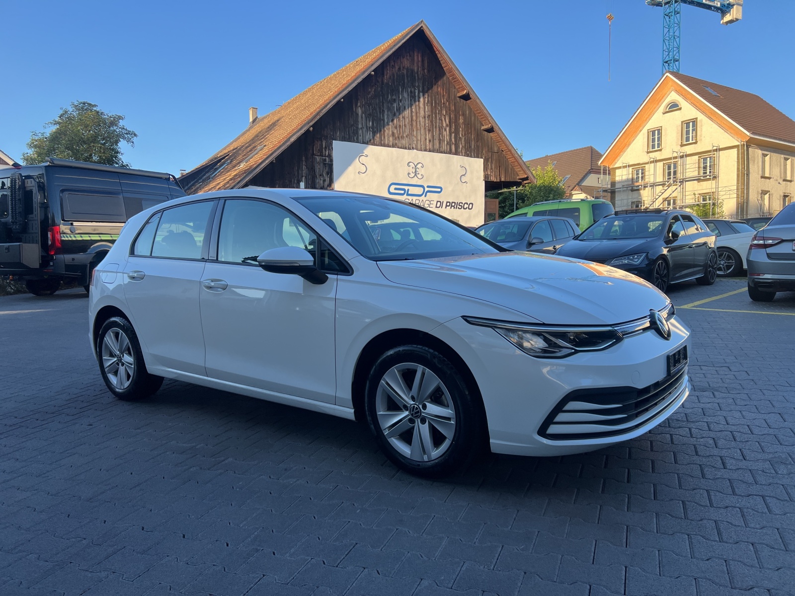 VW Golf 1.0 eTSI mHEV ACTLife DSG-image-5