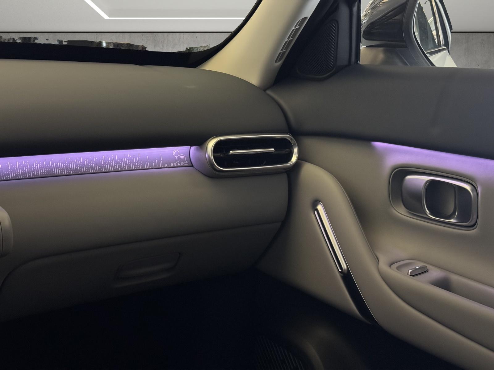 LEAPMOTOR B03X EV-image-11