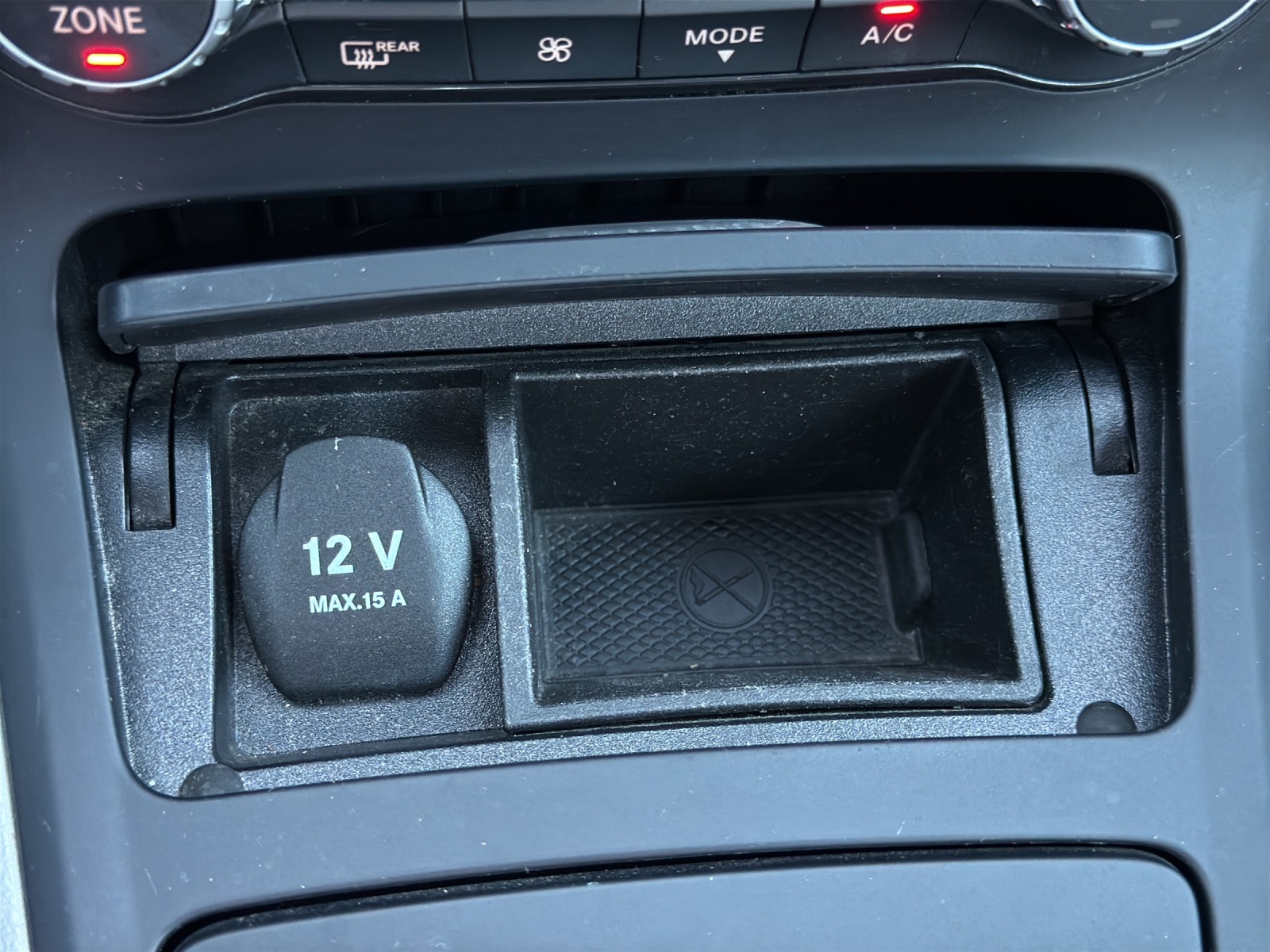 MERCEDES-BENZ B 200 7G-DCT-image-22