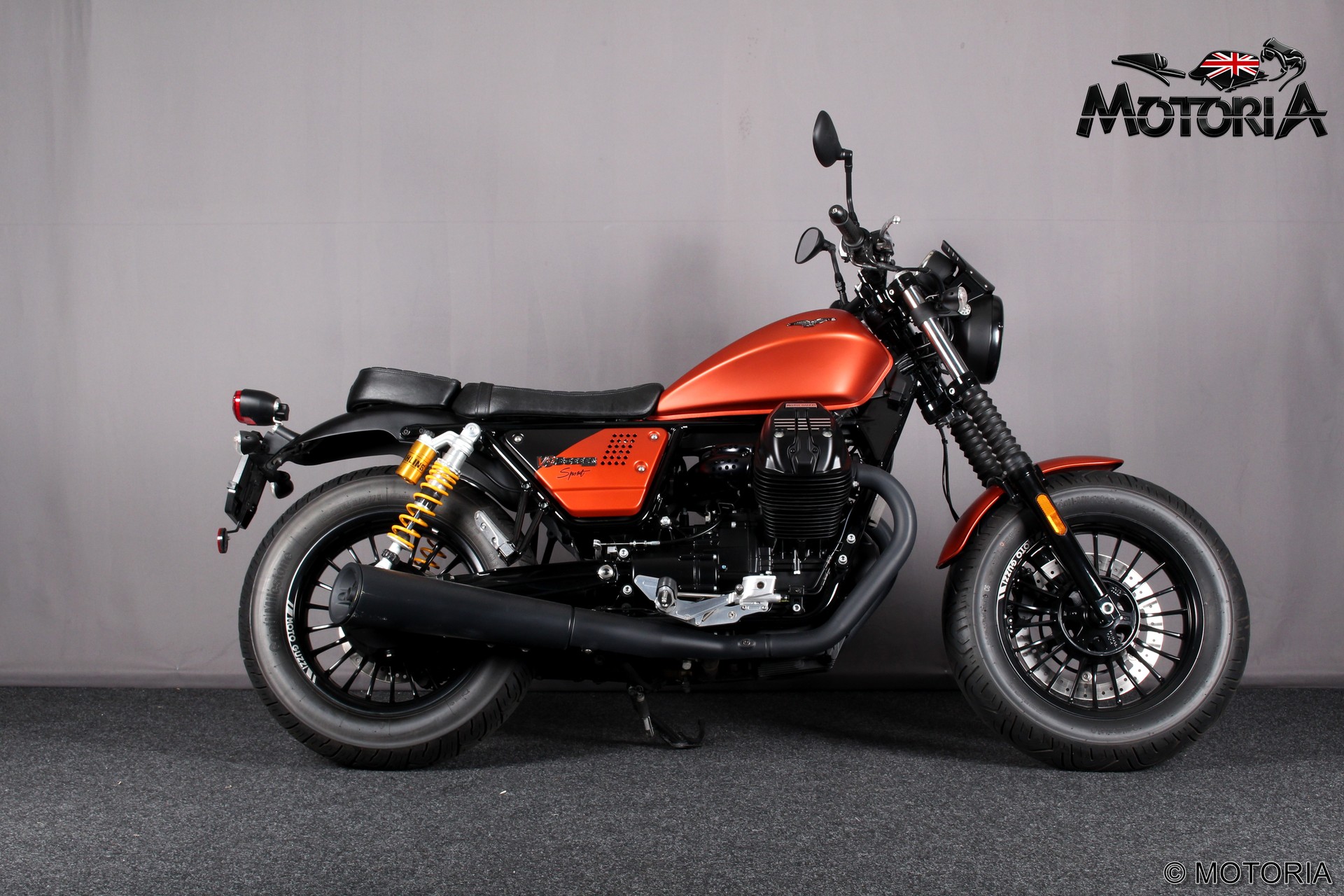 MOTO GUZZI V9 850 Bobber Sport (35kW)-image-1