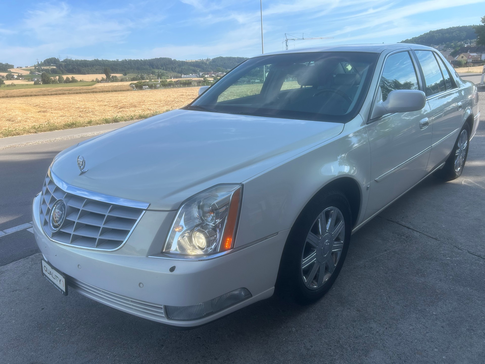 CADILLAC DTS