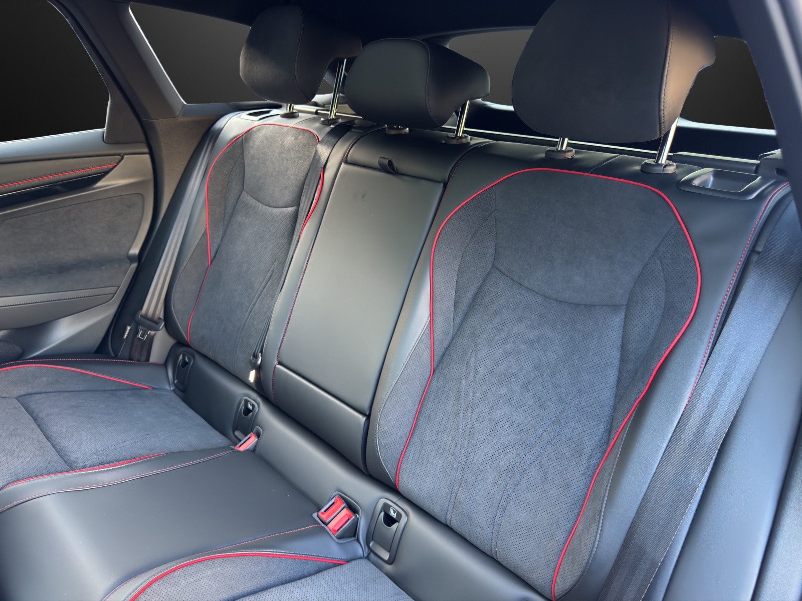 VW ID.7 Tourer GTX 86 kWh GTX 4 Motion Business-image-9