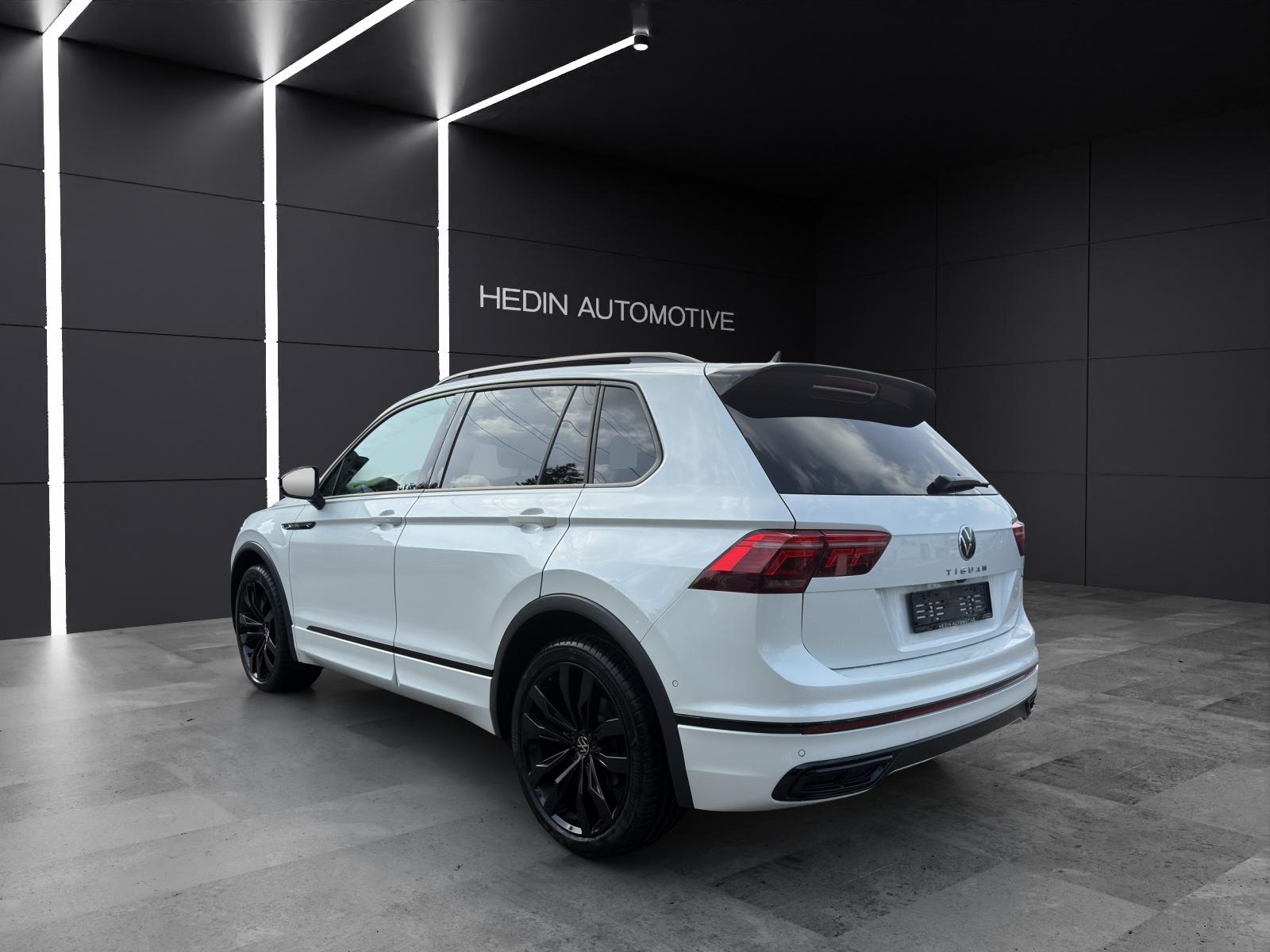 VW Tiguan 2.0 TSI R-Line DSG-showroom-element-2