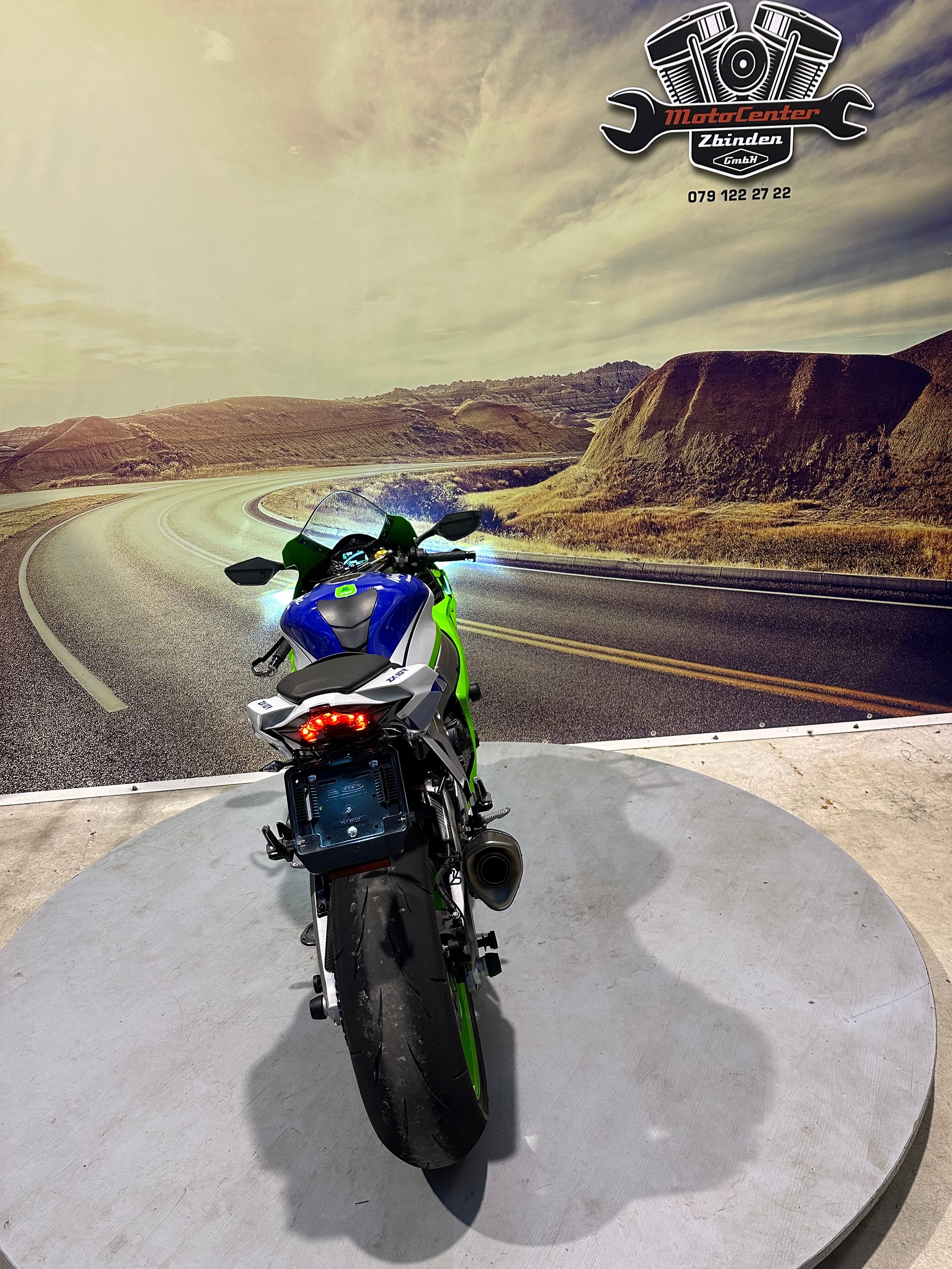 KAWASAKI Ninja ZX-10R 40th Anniversary-image-7