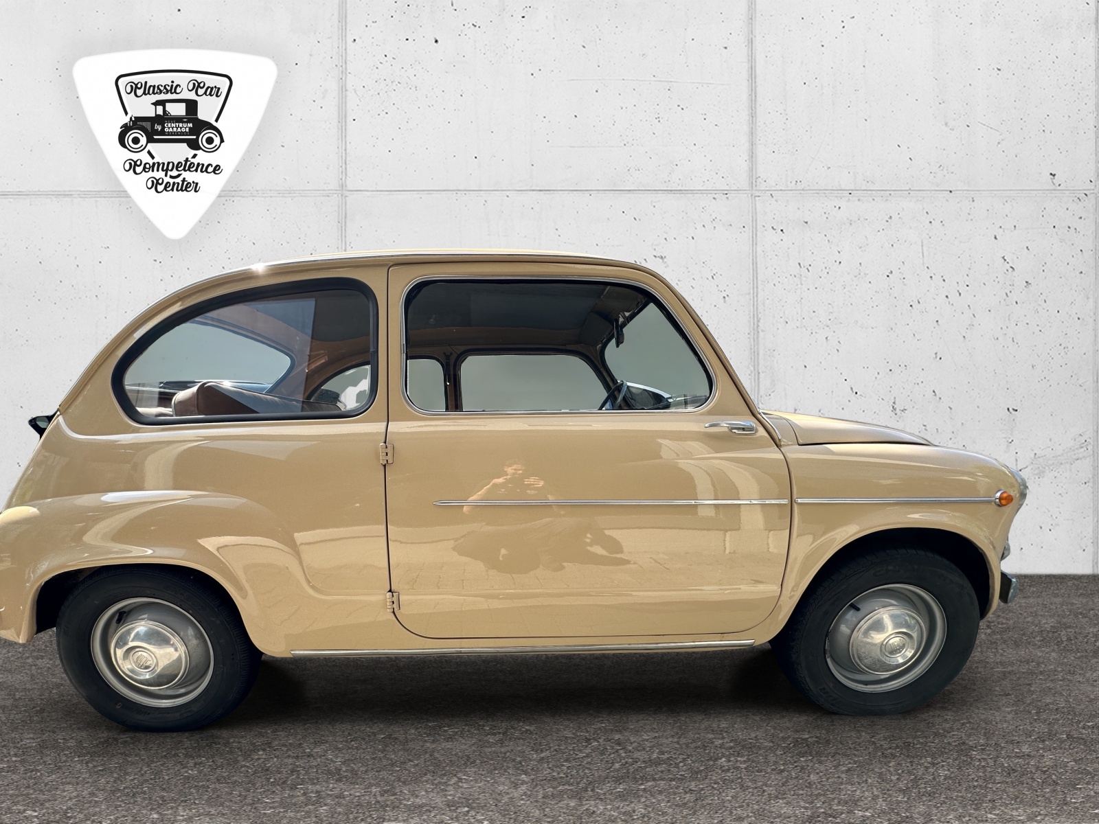 SEAT Fiat 600 D baugleich Fiat 600 (in Spanien endmontiert)-showroom-element-2