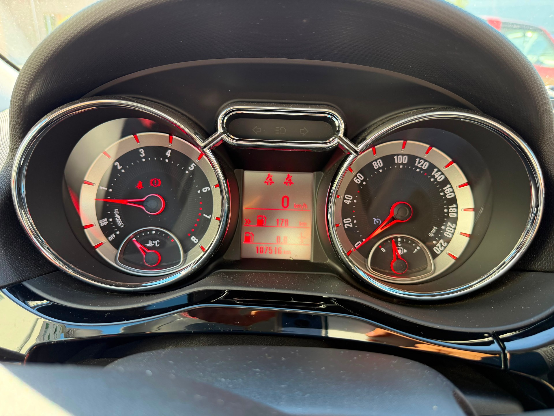 OPEL Adam 1.4 ecoFLEX Black Link-image-9