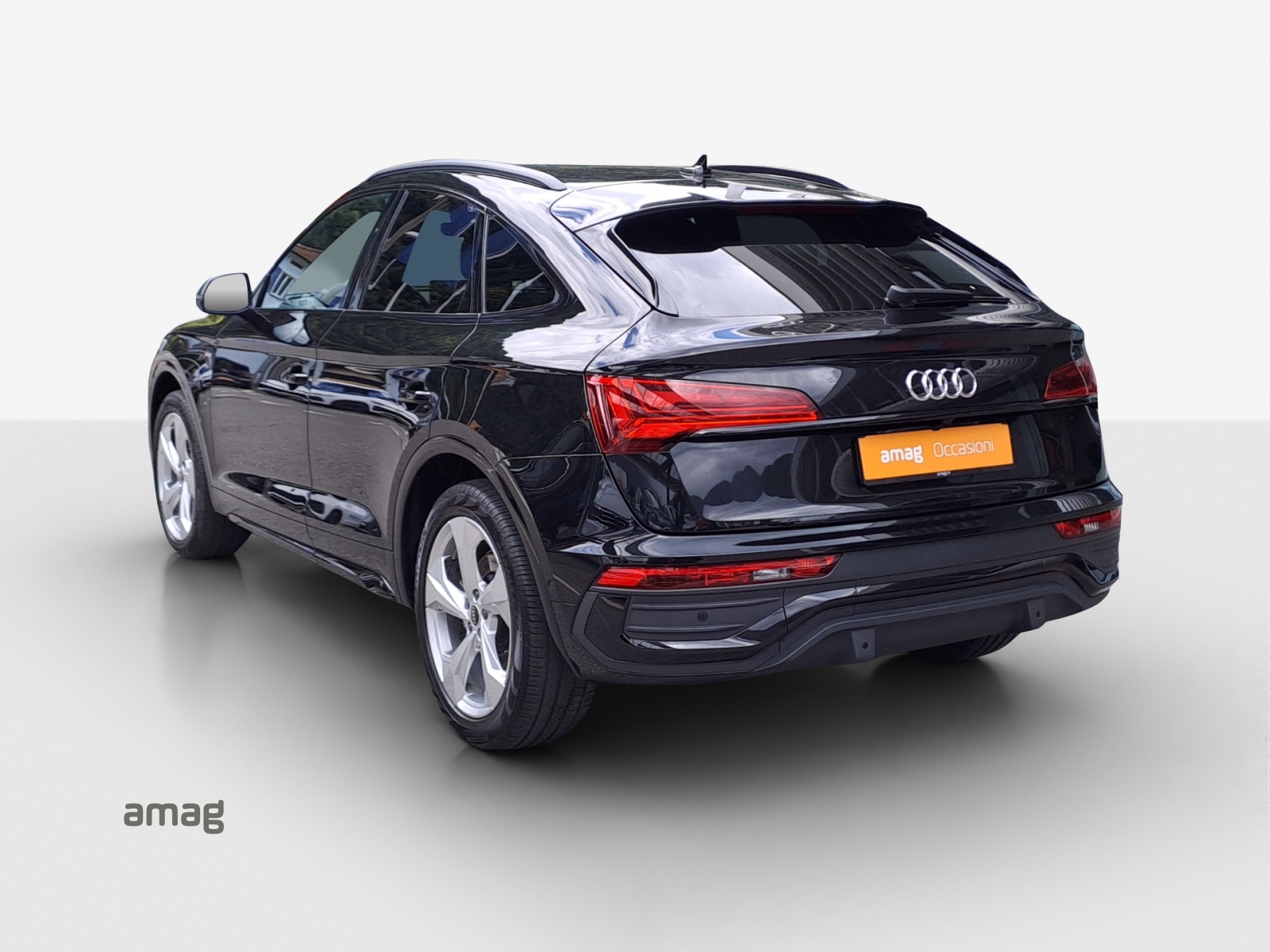 AUDI Q5 Sportback 40 TDI Blackedition quattro S-tronic-showroom-element-2