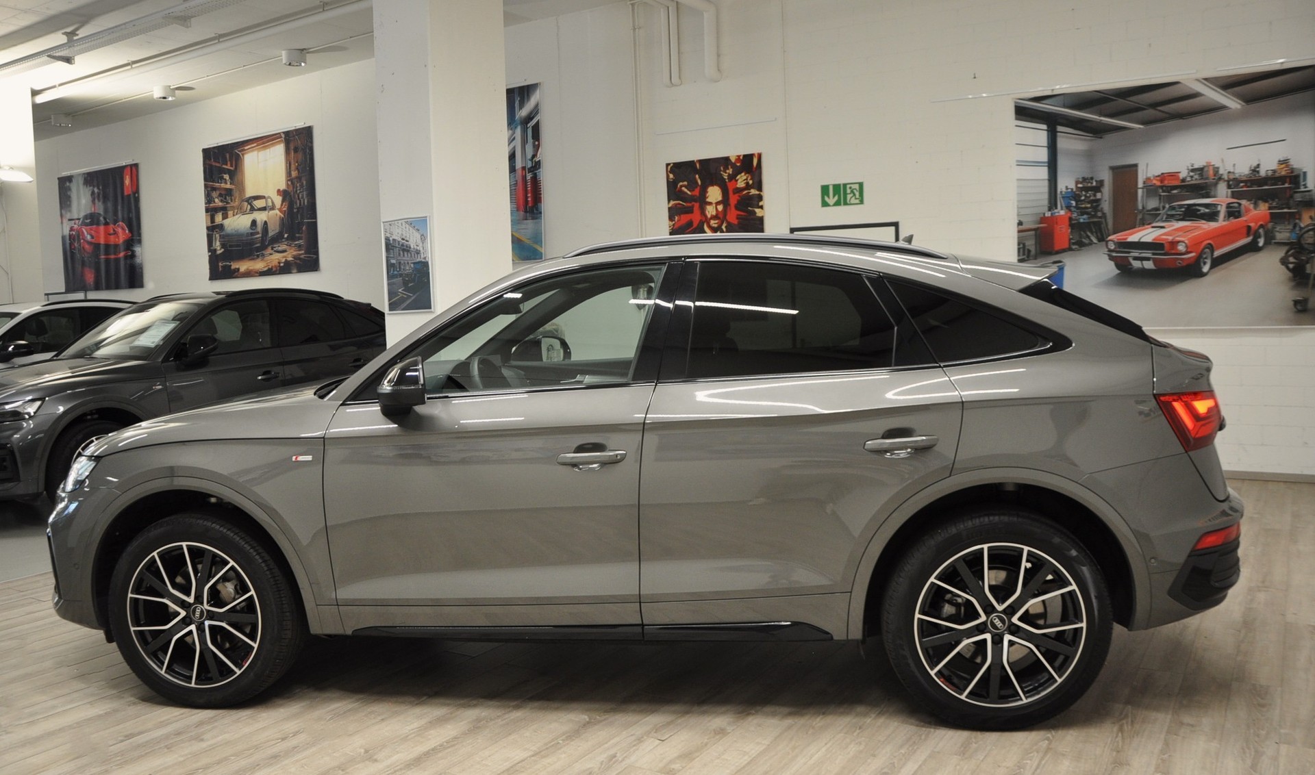 AUDI Q5 Sportback 40 TDI Blackedition quattro S-tronic-showroom-element-2