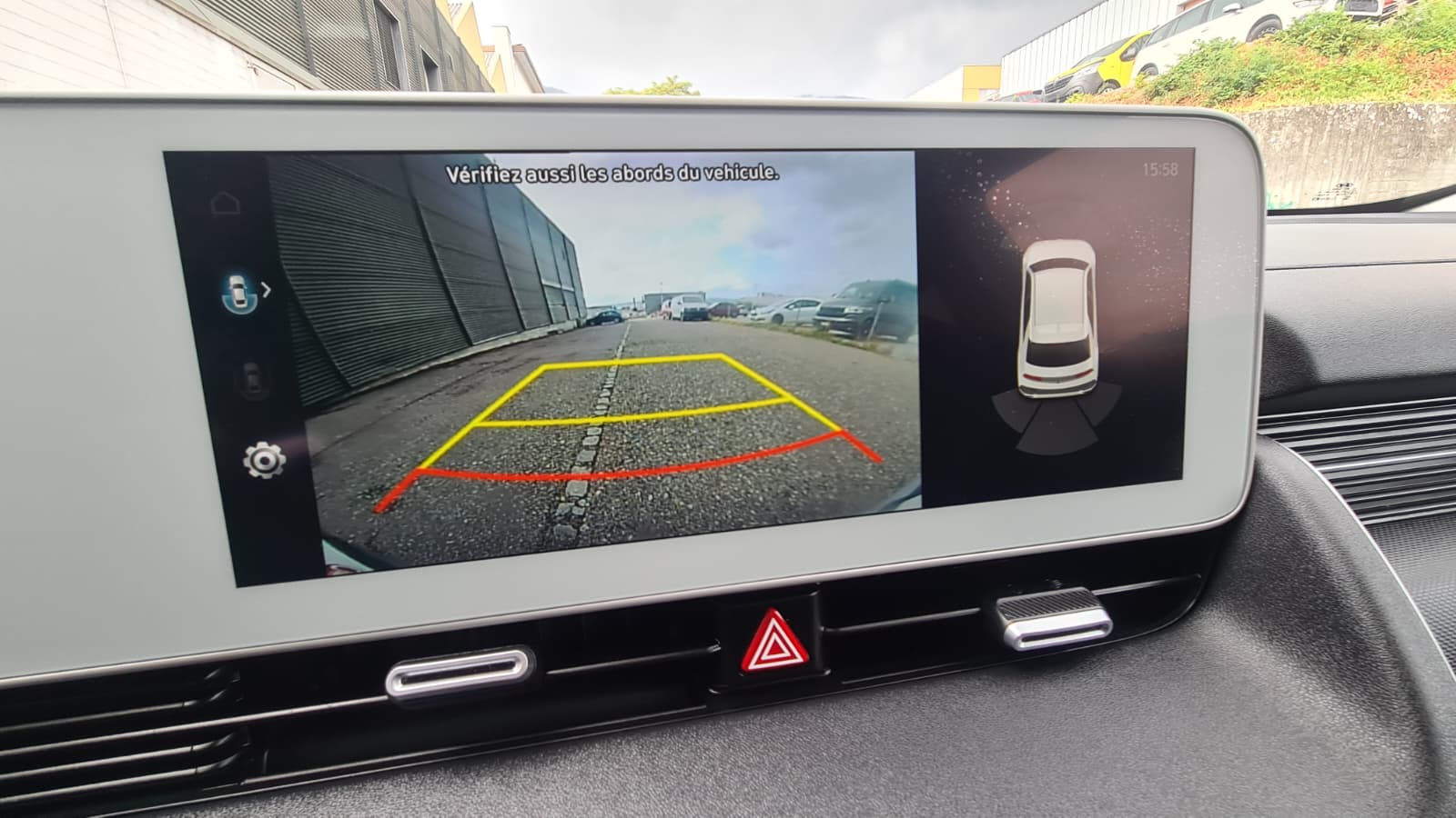HYUNDAI Ioniq 5 77kWh Amplia 2WD ** Voll-Leder ** Gr-Navi ** RF-Kamera ** Sitzheizung V+H ** H-UP-Disp ** Modell 2023 **-image-15