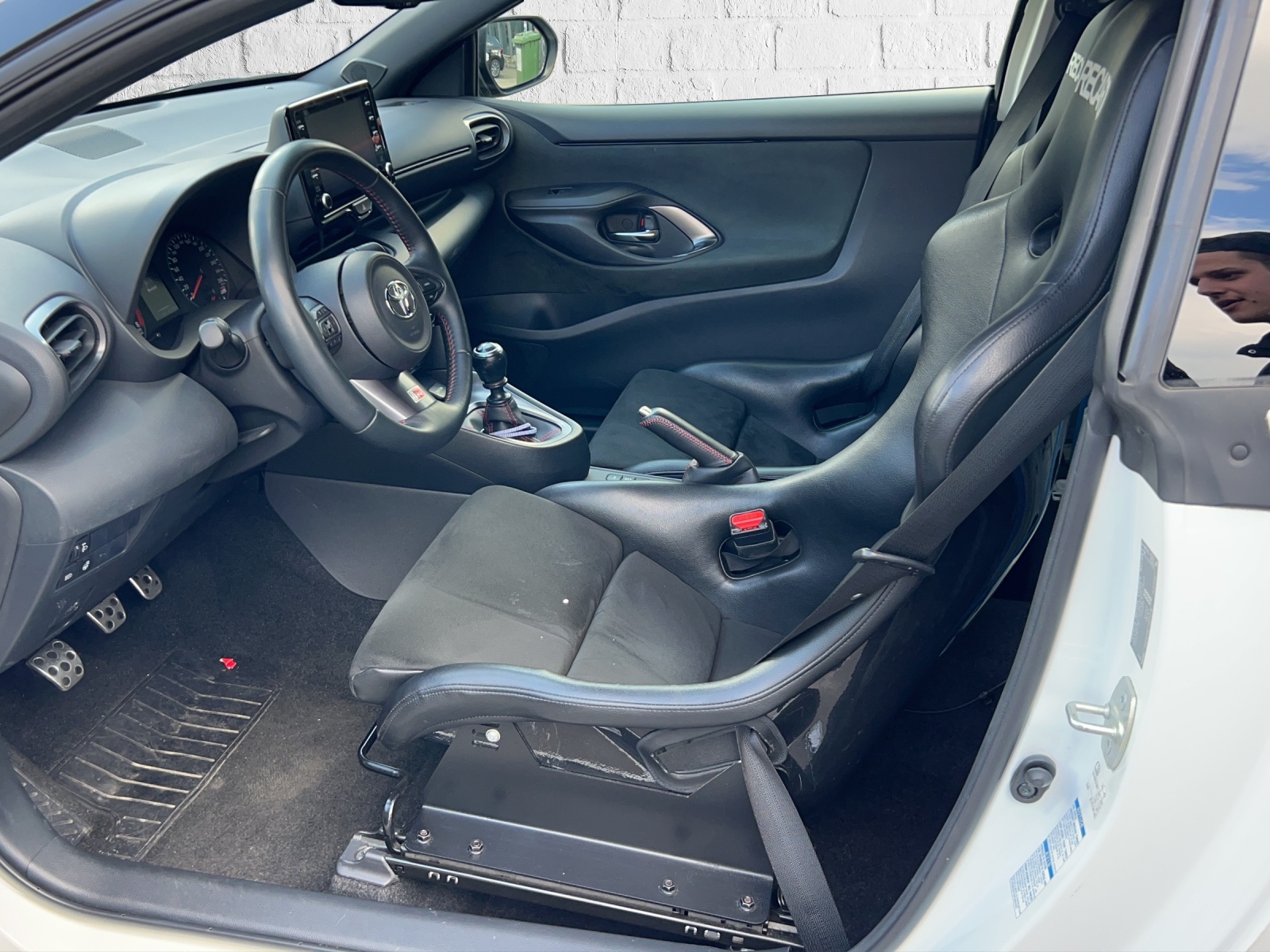 TOYOTA Yaris 1.6 GR Sport 4x4 Circuit-Pack-image-8