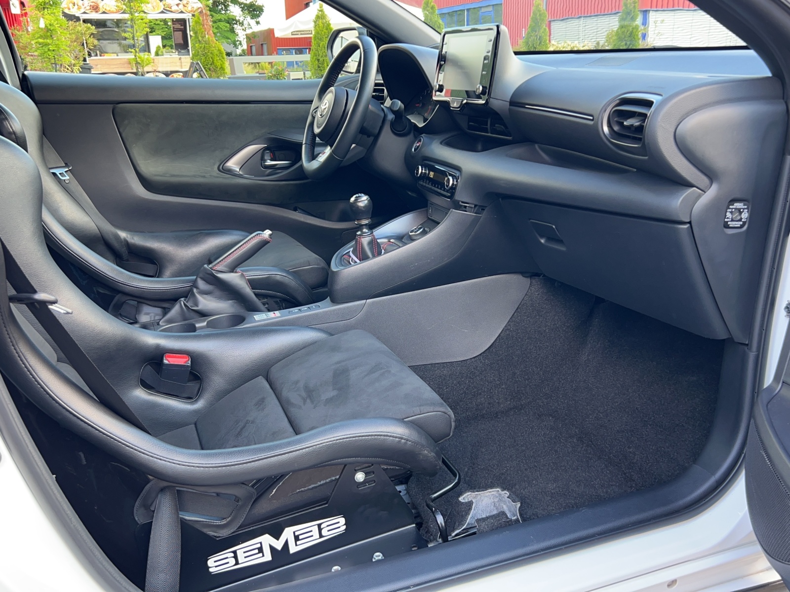 TOYOTA Yaris 1.6 GR Sport 4x4 Circuit-Pack-image-9