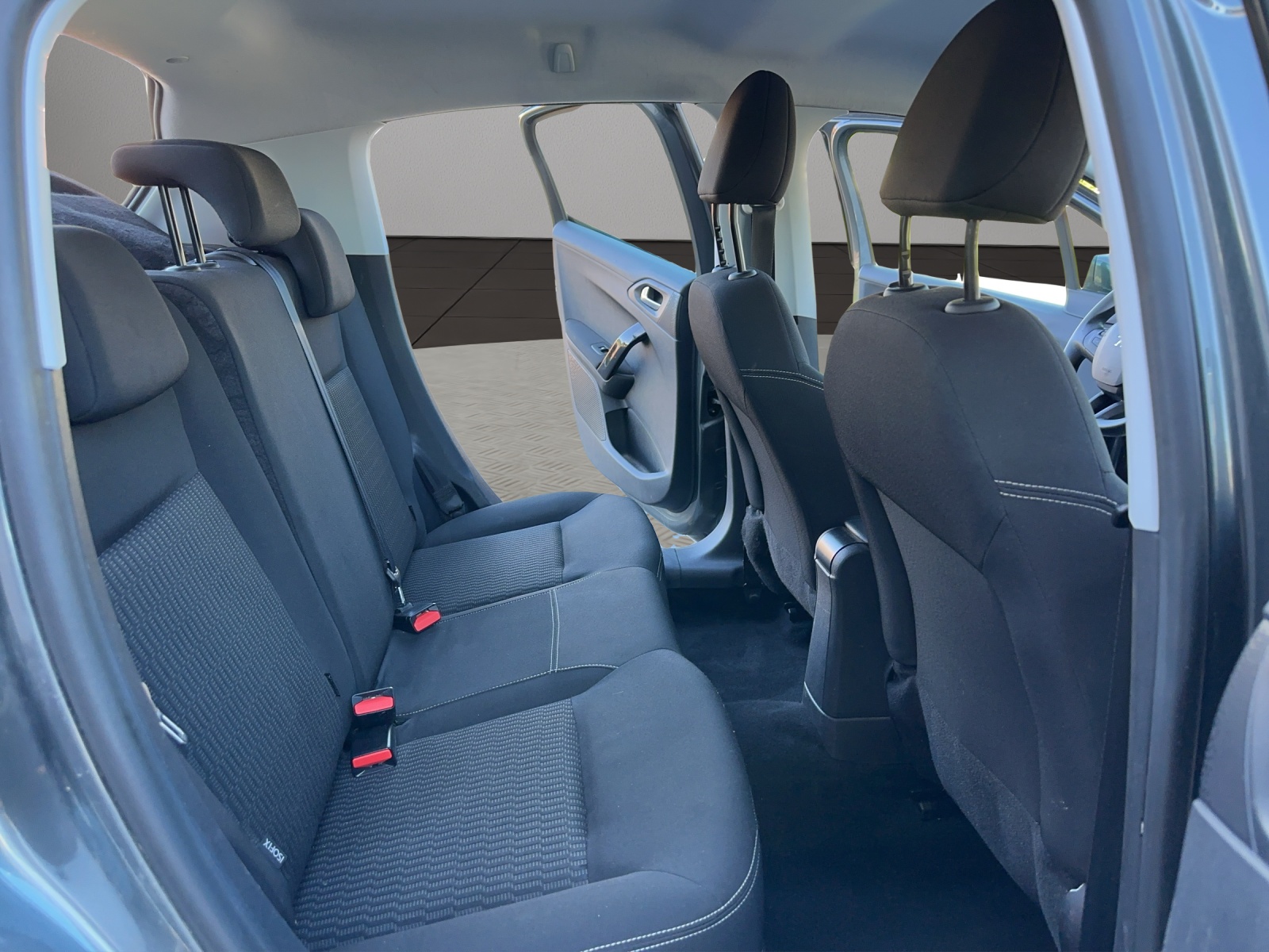 PEUGEOT 208 1.2 PureTech Access-image-17