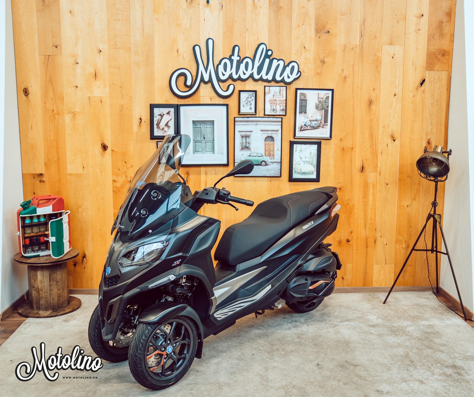 PIAGGIO MP3 530 Exclusive-showroom-element-3