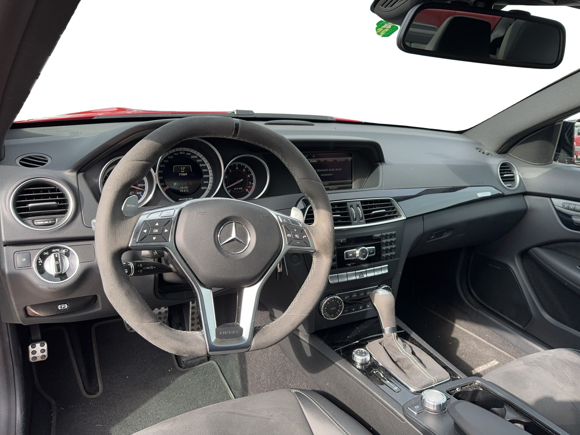MERCEDES-BENZ C 63 Coupé AMG Edition 507 Speedshift MCT-image-9