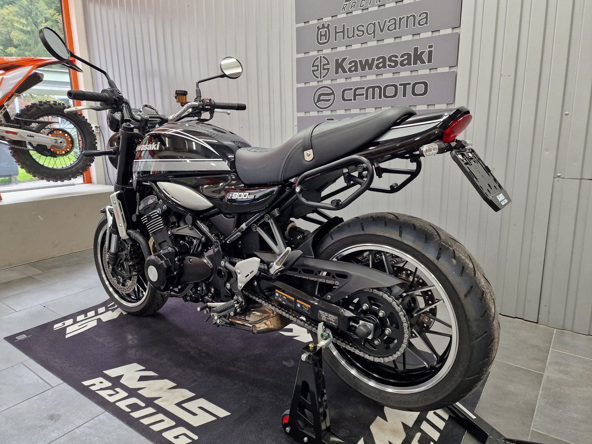 KAWASAKI Z 900 RS-image-8