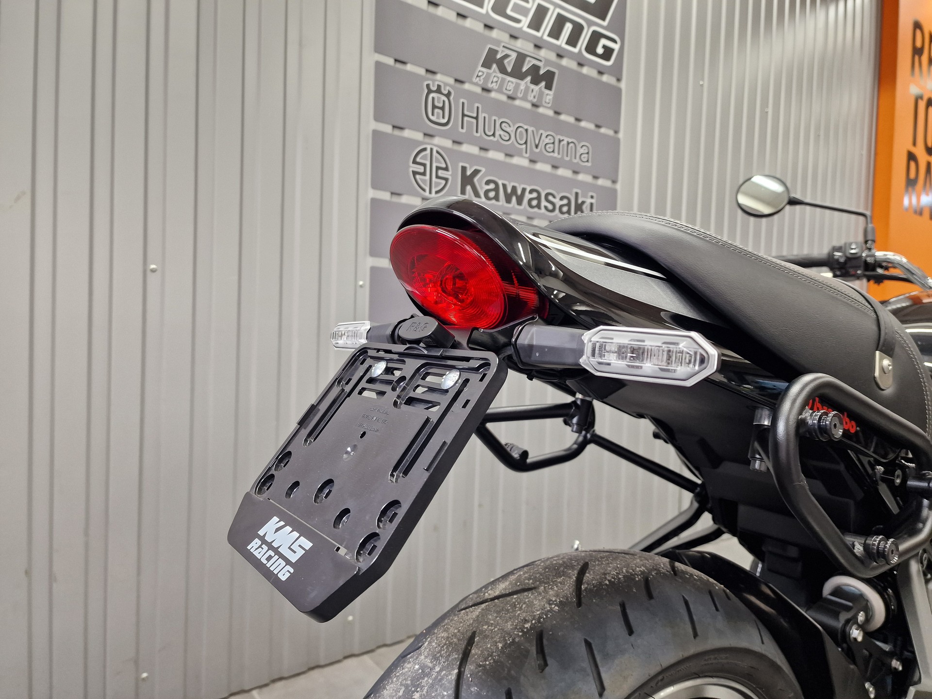 KAWASAKI Z 900 RS-image-3