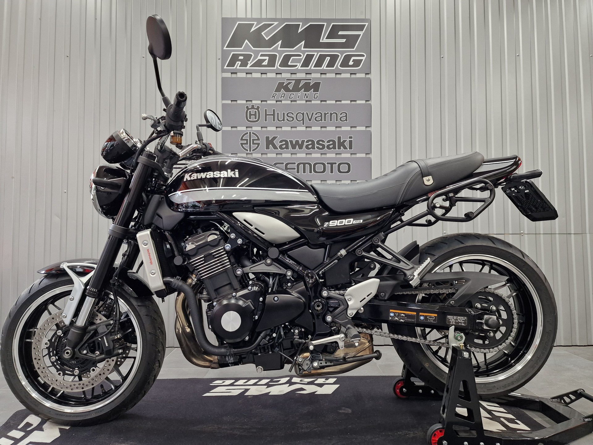 KAWASAKI Z 900 RS-image-7