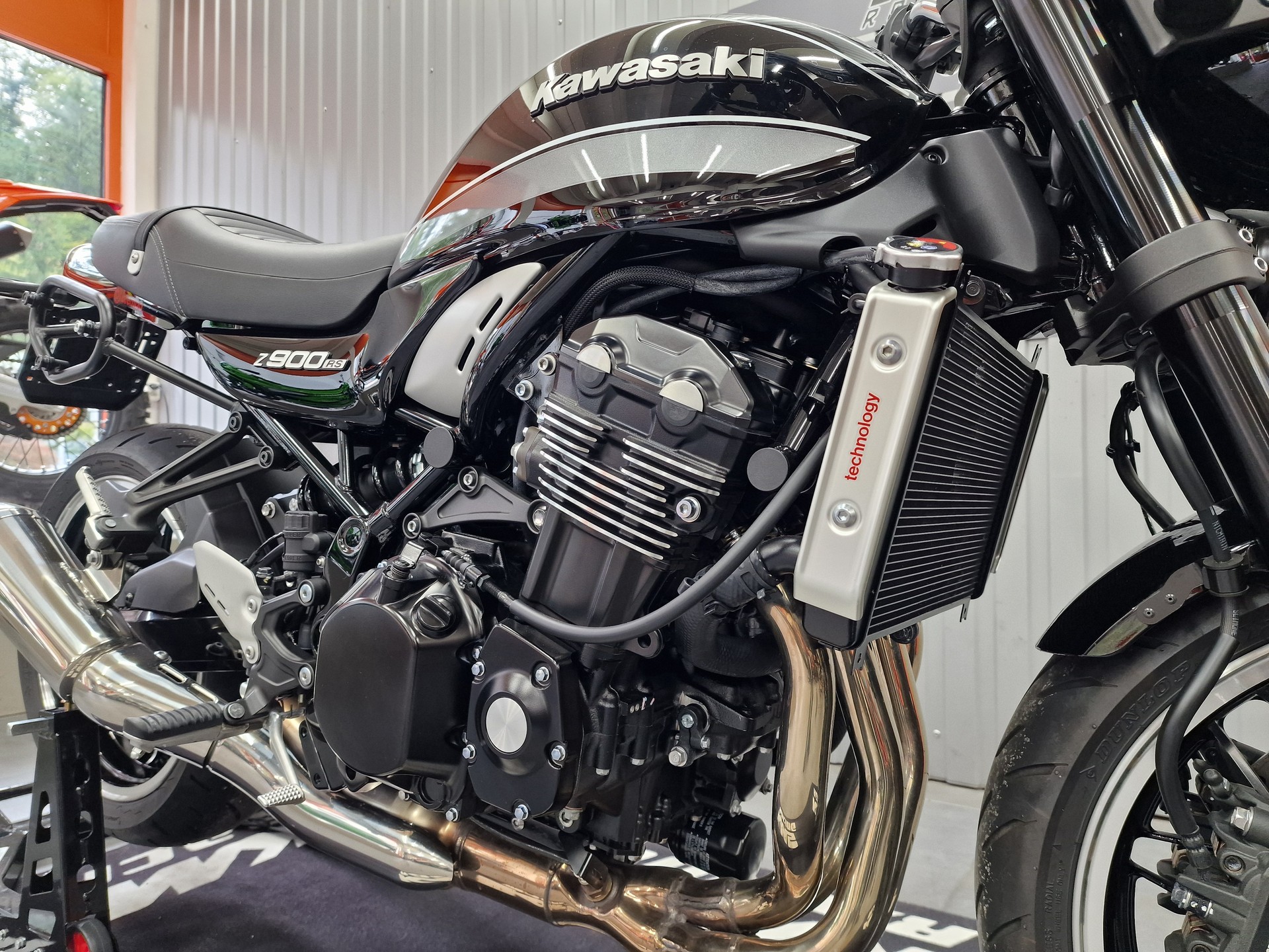 KAWASAKI Z 900 RS-image-4