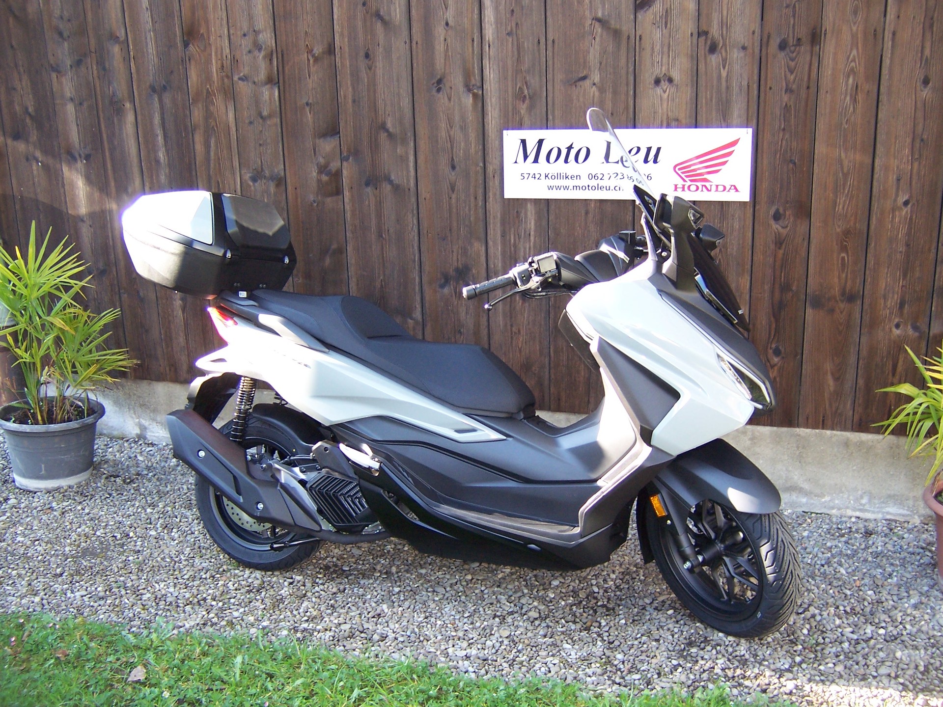 HONDA Nss 125 Forza Smart TopBox-image-0