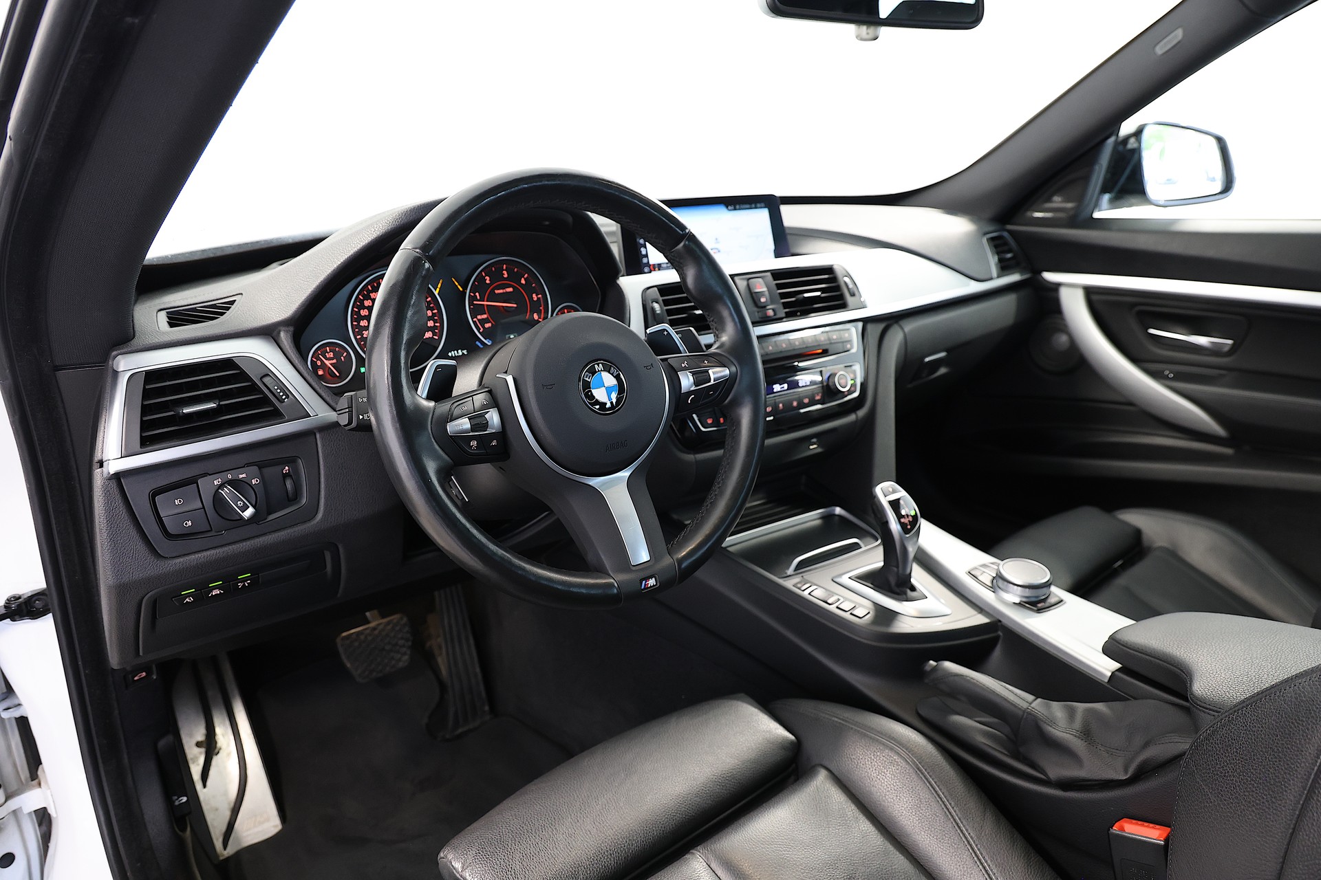 BMW 335d GT xDrive M Sport Steptronic-image-8