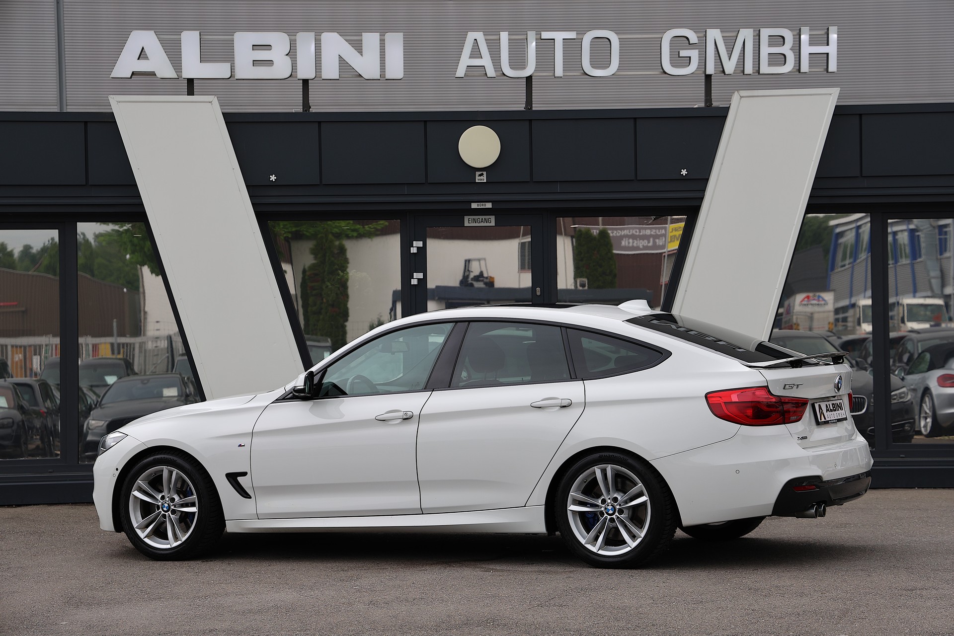 BMW 335d GT xDrive M Sport Steptronic-image-4