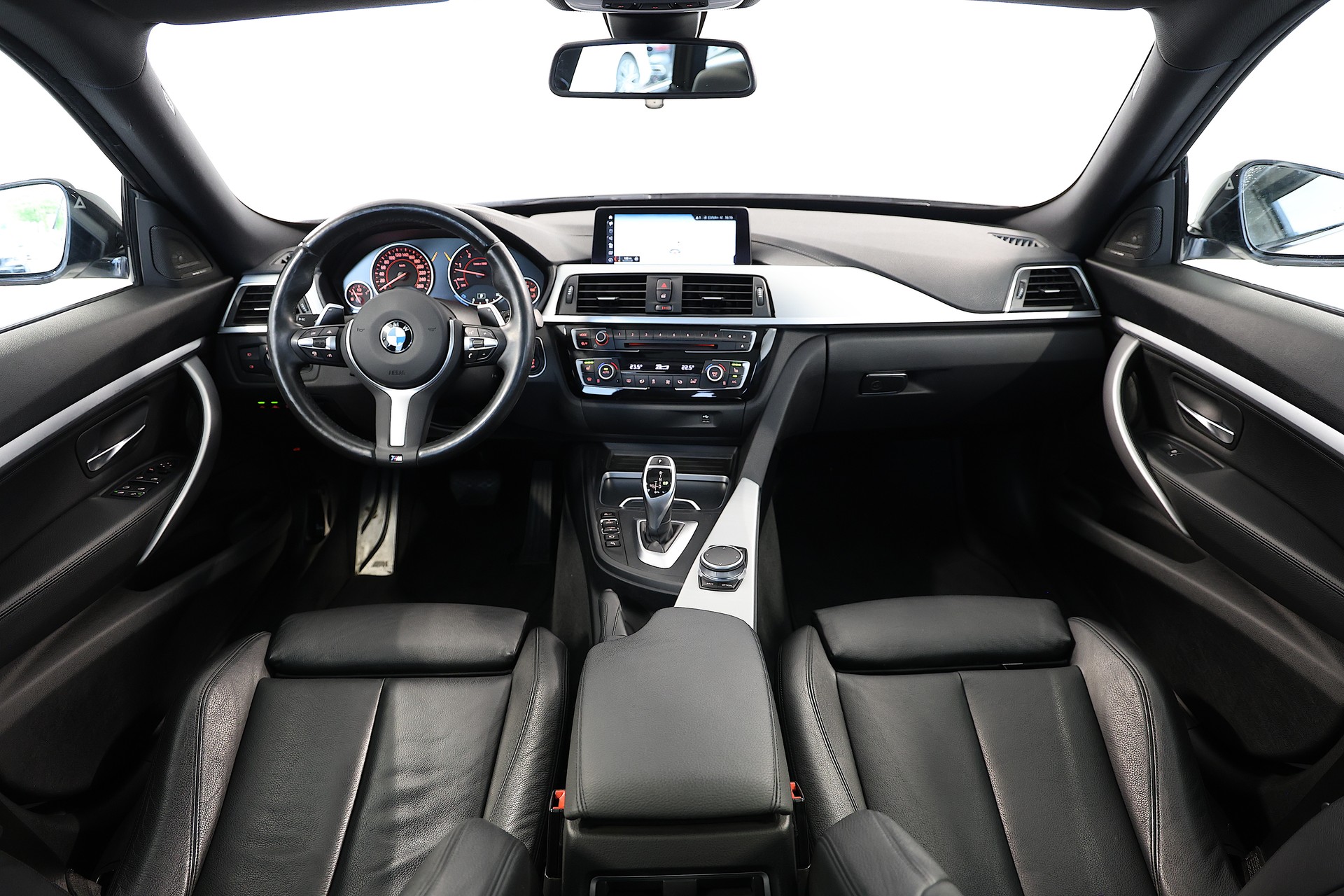 BMW 335d GT xDrive M Sport Steptronic-image-10