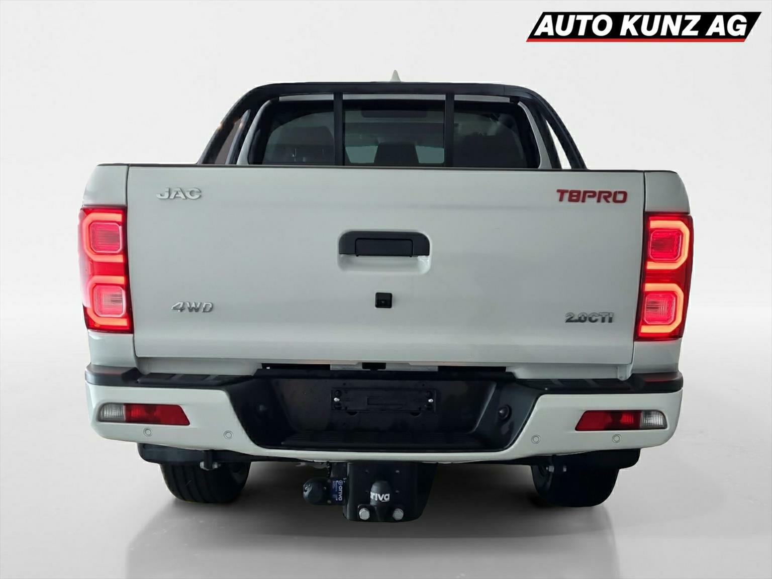 JAC T8 Pro Diesel 2.0Di AWD AHK 3.5T Softtop-showroom-element-3