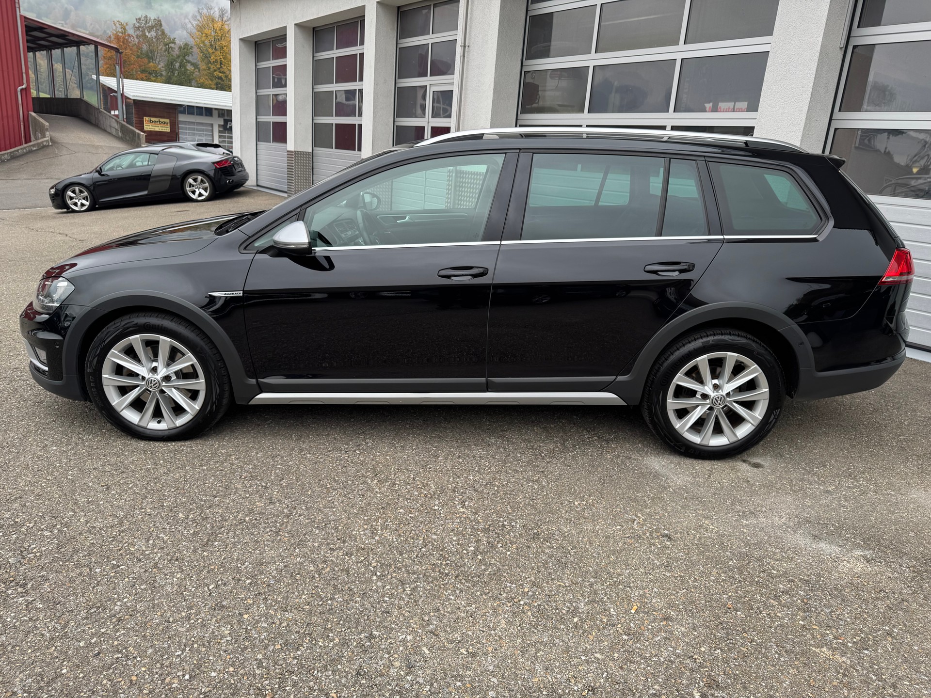 VW Golf 2.0 TDI Alltrack 4Motion-showroom-element-1