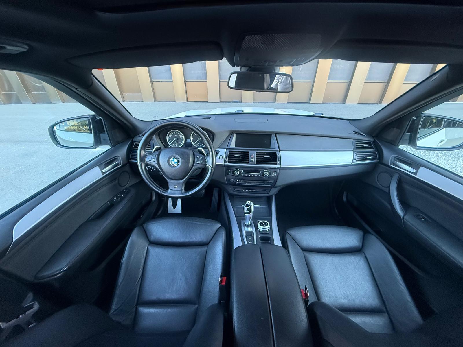 BMW X5 xDrive M50d Steptronic-image-6
